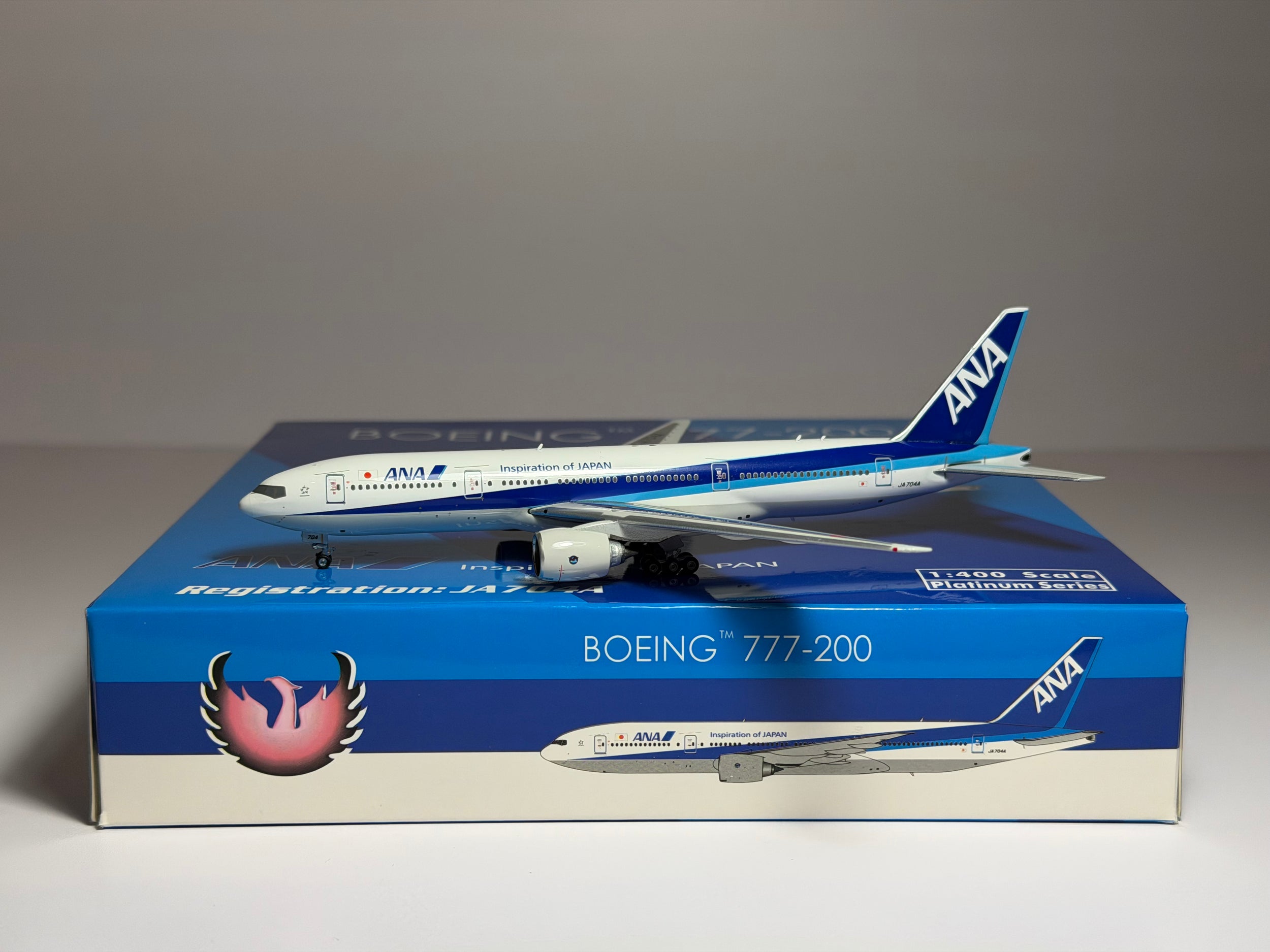 Phoenix Model 1:400 ANA All Nippon Boeing 777-200 JA704A PH411118