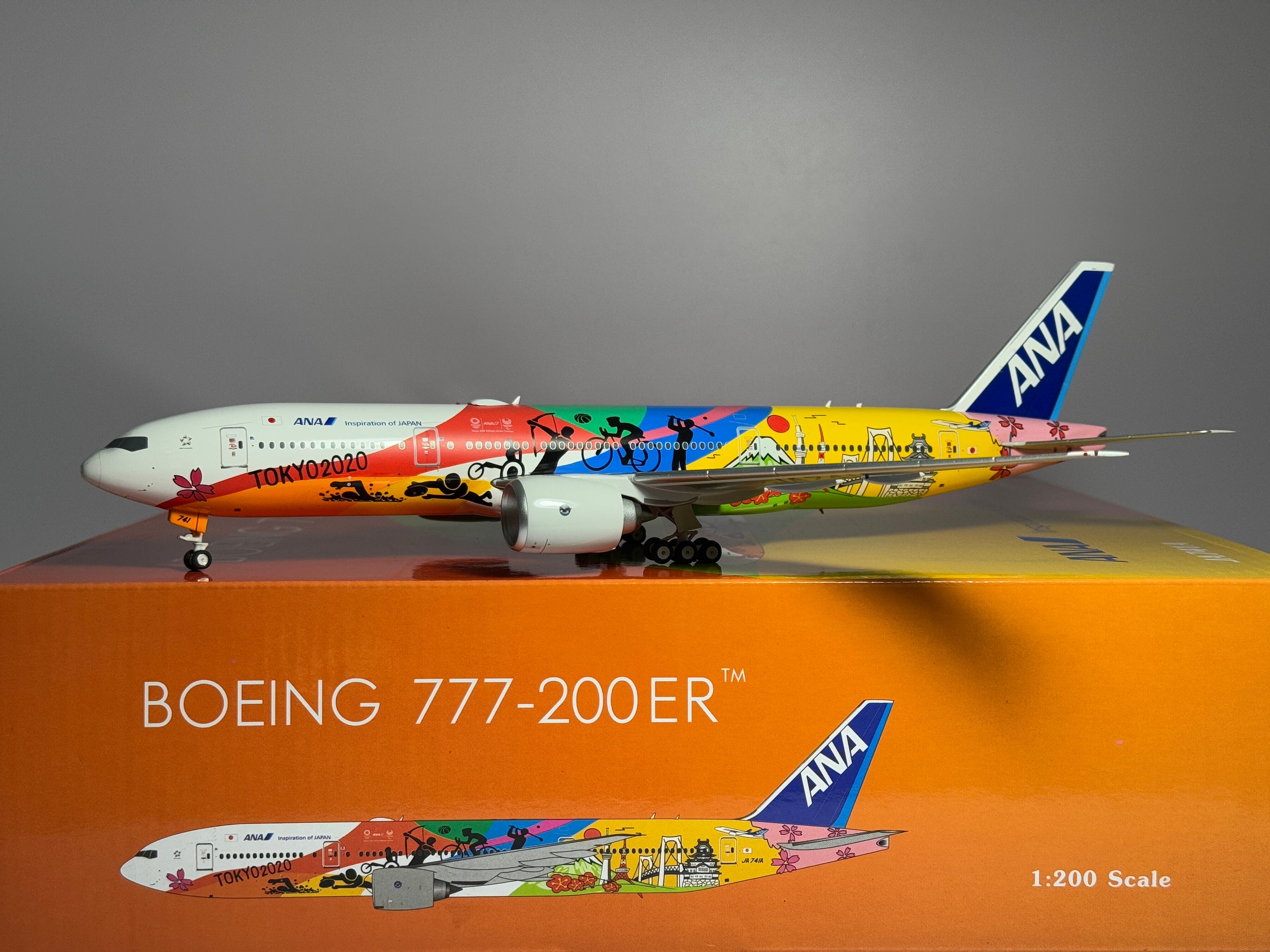 Phoenix Models 1:200 ANA All Nippon Airways Boeing 777-200 JA741A Tokyo 2020 PH200033