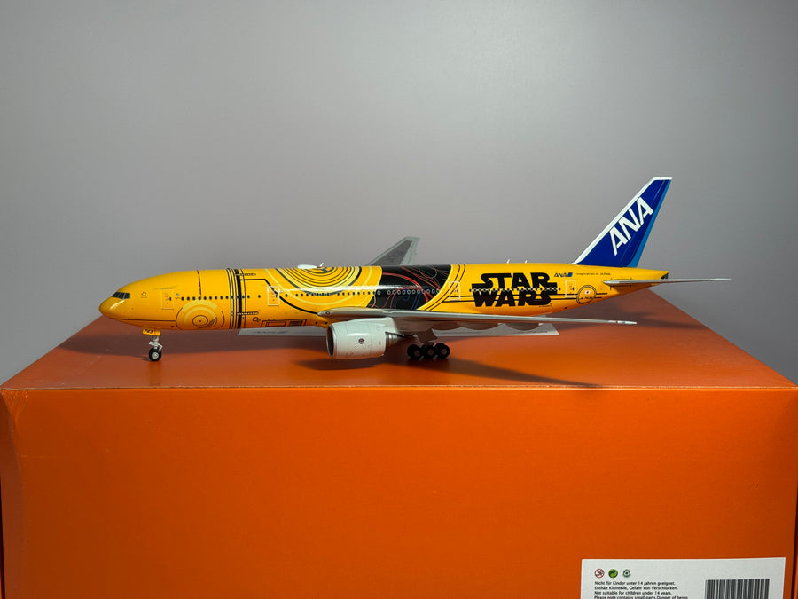 JC Wings 1:200 ANA All Nippon Boeing 777-200ER JA743A Star Wars C-3P0 EW2772005