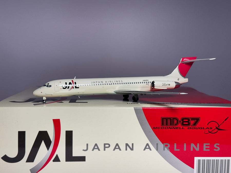 JC Wings 1:200 Japan Airlines McDonnell Douglas MD-87 JA8280 old scheme XX2912