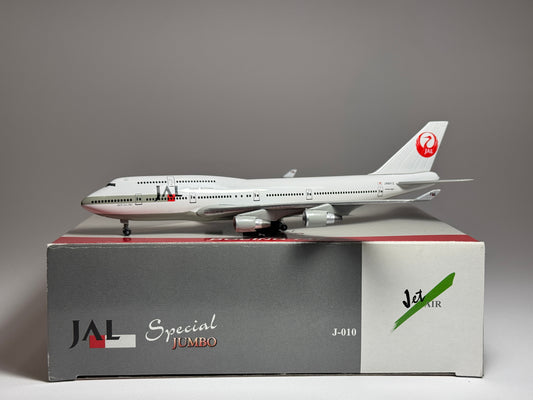 Dragon Wings 1:400 JAL Boeing 747-400 JA8915 ACJA8915