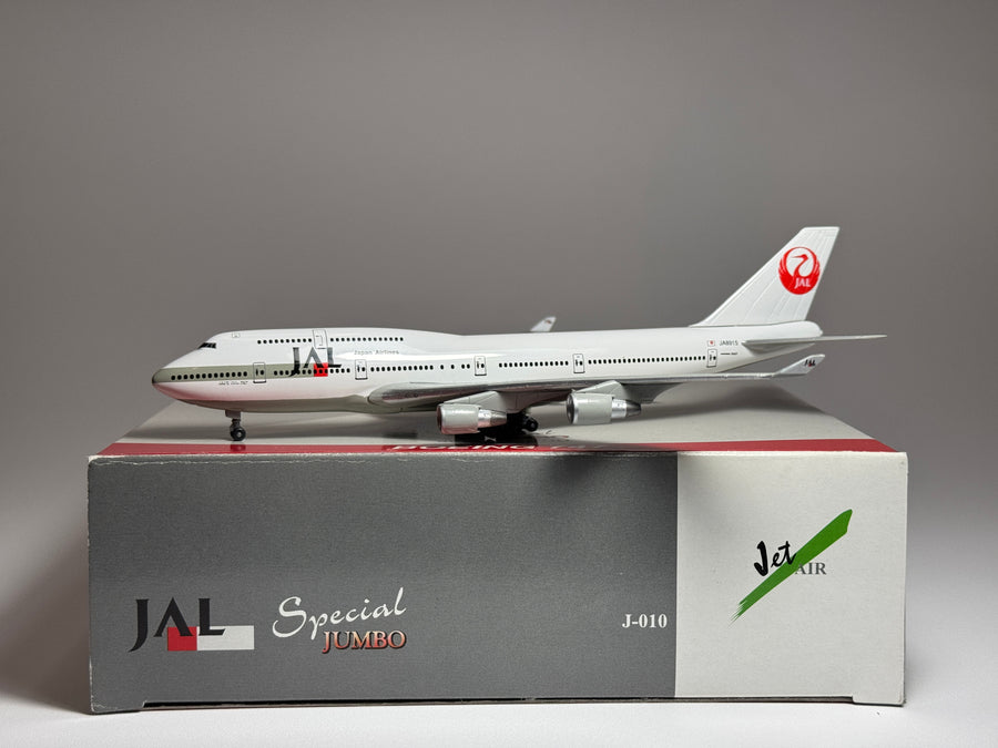 Dragon Wings 1:400 JAL Boeing 747-400 JA8915 ACJA8915