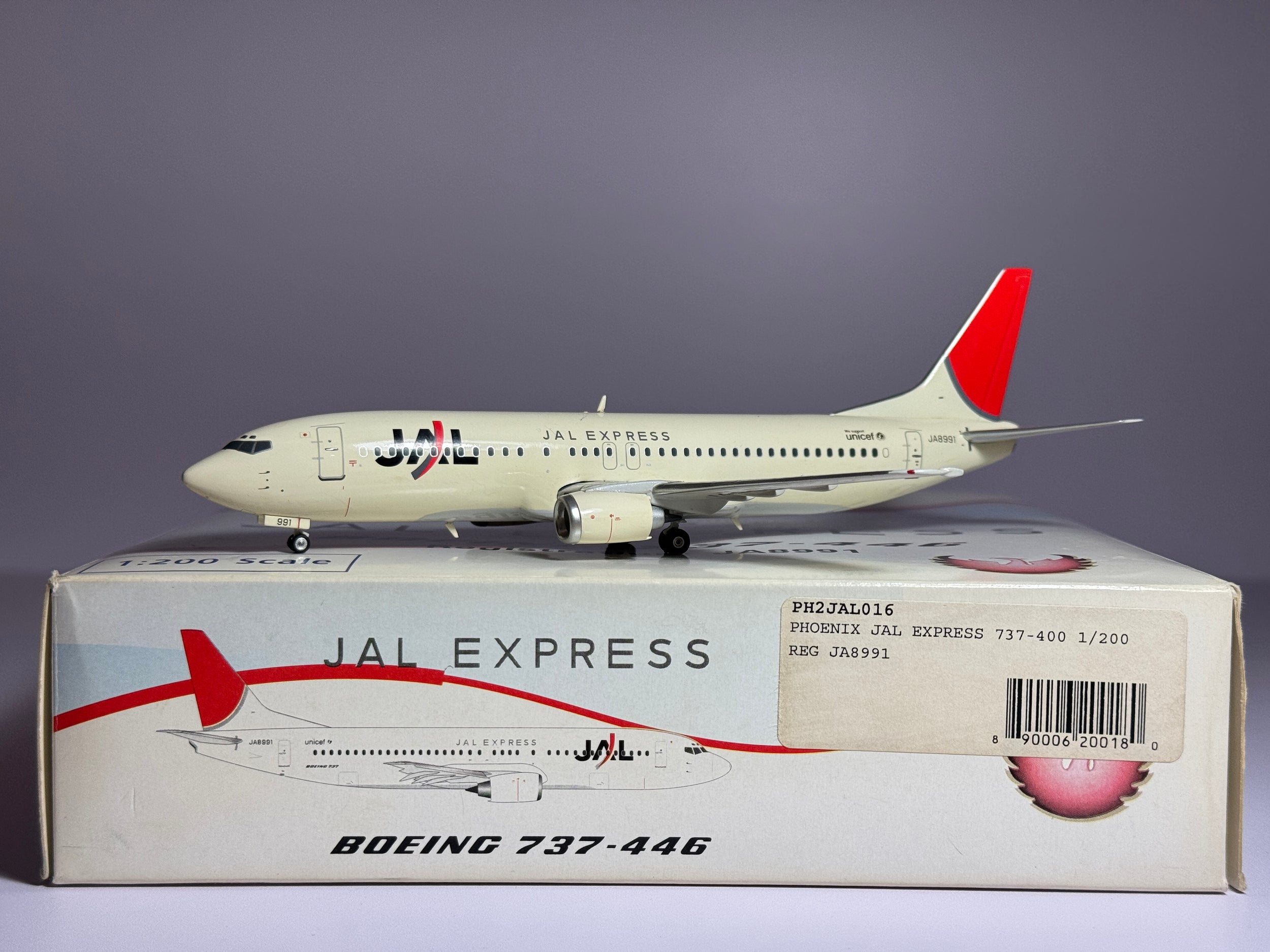 Phoenix 1:200 JAL Express Boeing 737-400 JA8991 PH2JAL016