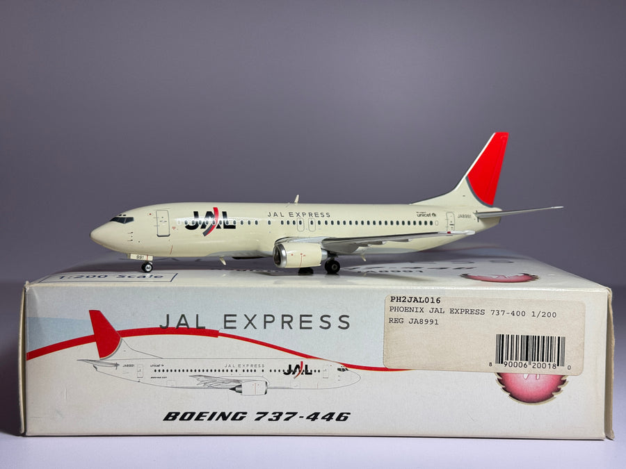 Phoenix 1:200 JAL Express Boeing 737-400 JA8991 PH2JAL016