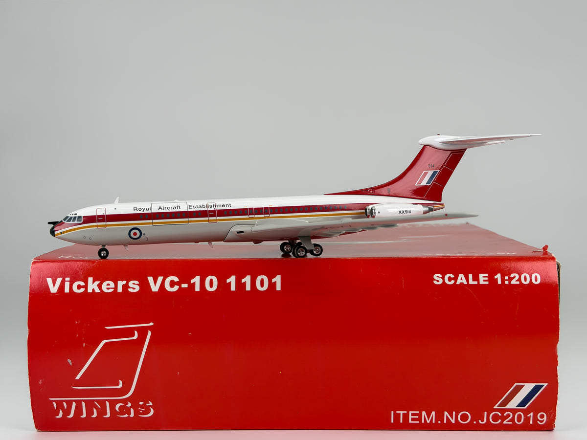 Royal Aircraft Establishment Vickers VC-10 1:200 JC Wings XX914 (JC2019)