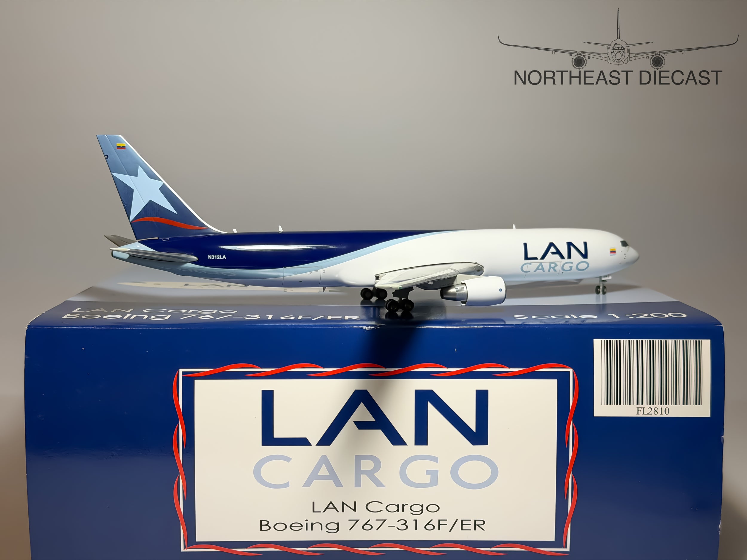 LAN Cargo Boeing 767-300FER 1:200 JC Wings N312LA (JC2810)