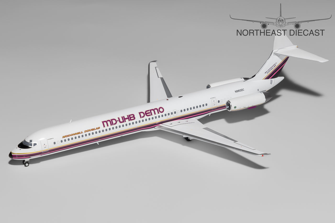 House Colors McDonnell Douglas MD-81 1:200 JC Wings N980DC (JC2MCD0024)