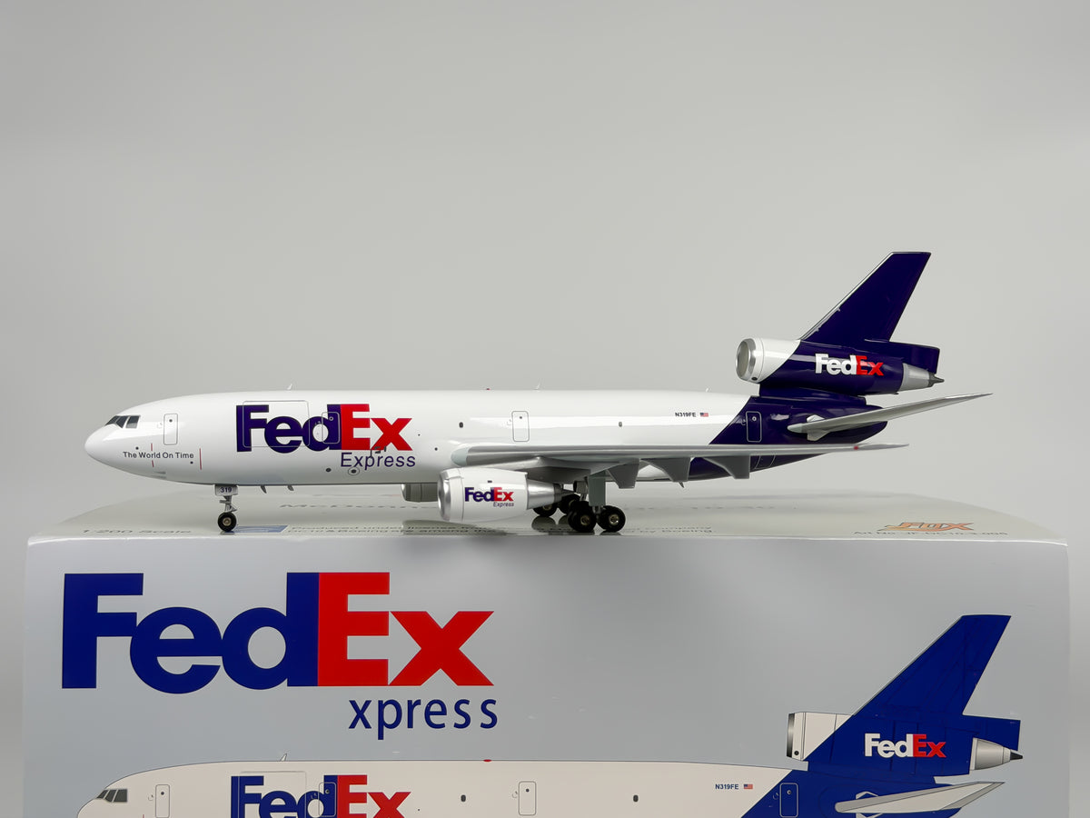 FedEx Express McDonnell Douglas DC-10-30F 1:200 InFlight200 N319FE (JF-DC10-3-005)
