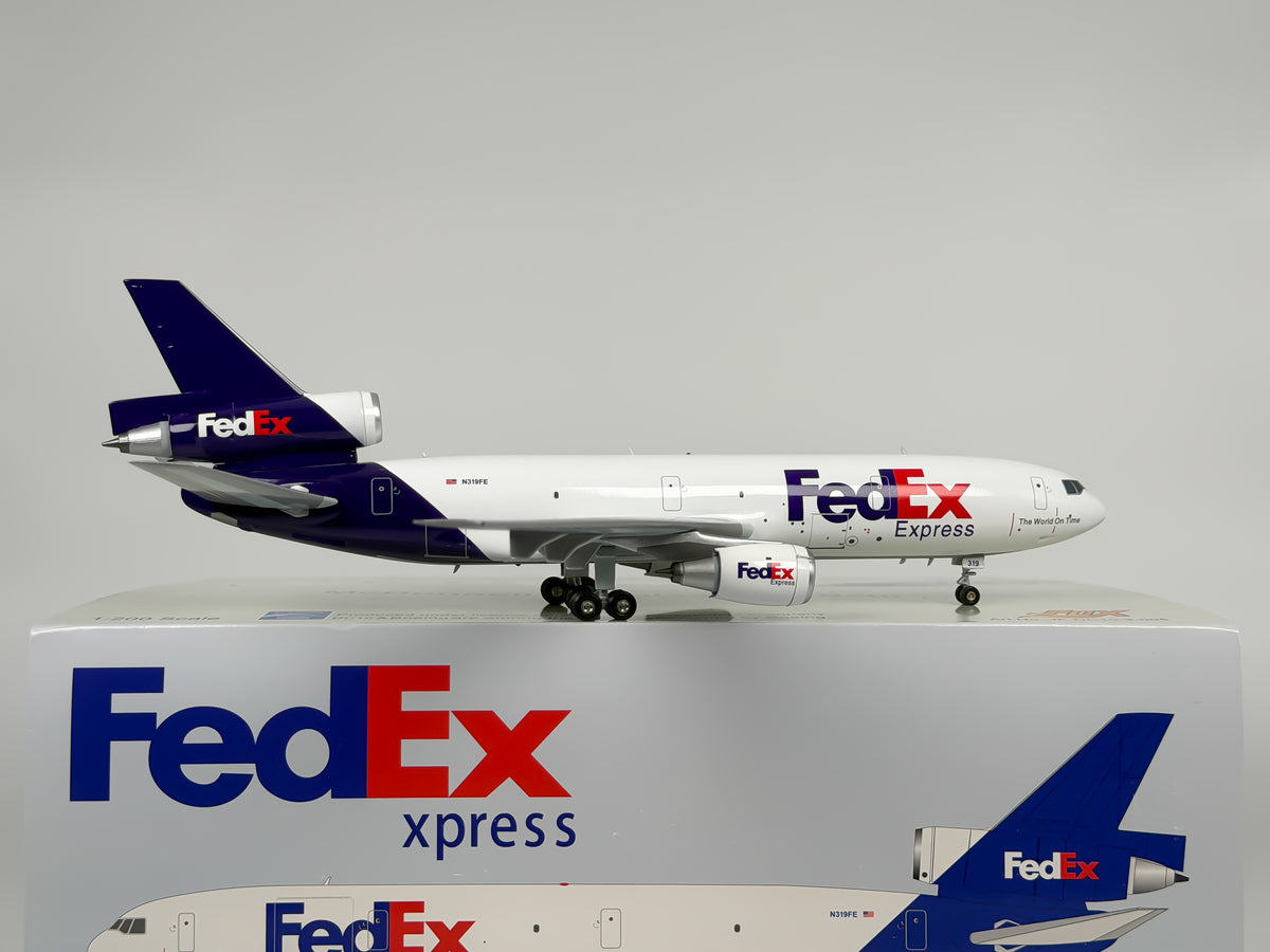 FedEx Express McDonnell Douglas DC-10-30F 1:200 InFlight200 N319FE (JF-DC10-3-005)