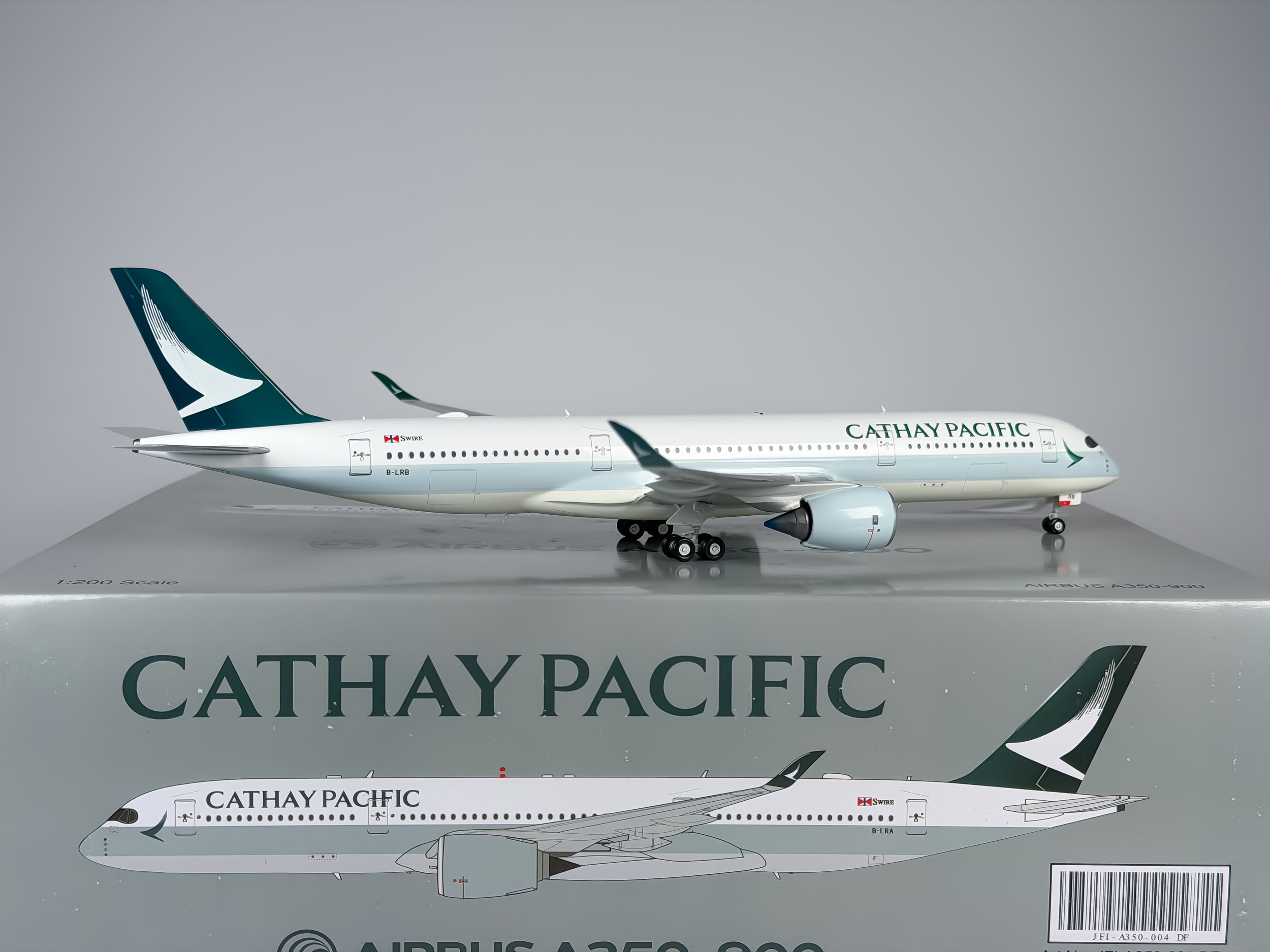 Cathay Pacific Airbus A350-900 1:200 Inflight200 B-LRB (JFI-A350-005UP)