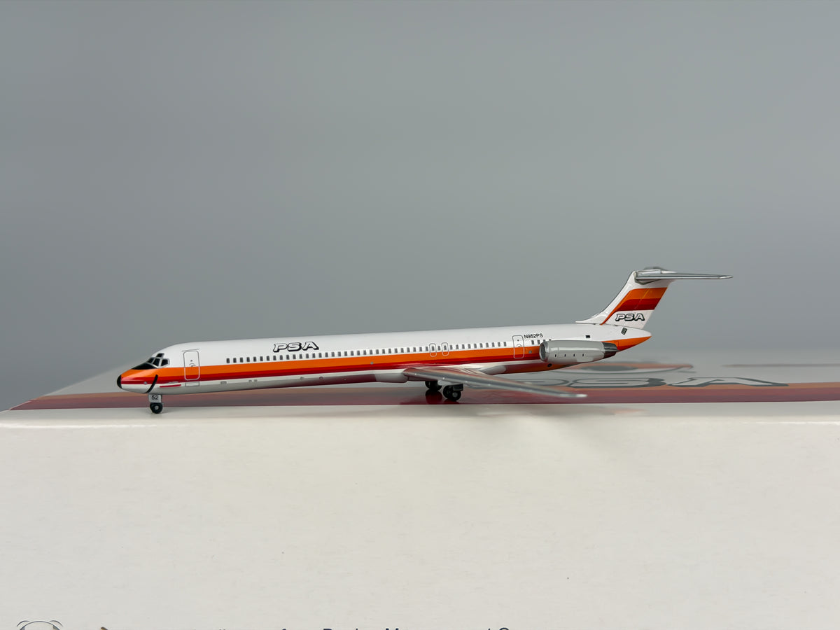 PSA McDonnell Douglas MD-81 1:400 Jet-X N924PS & N952PS (JX013)