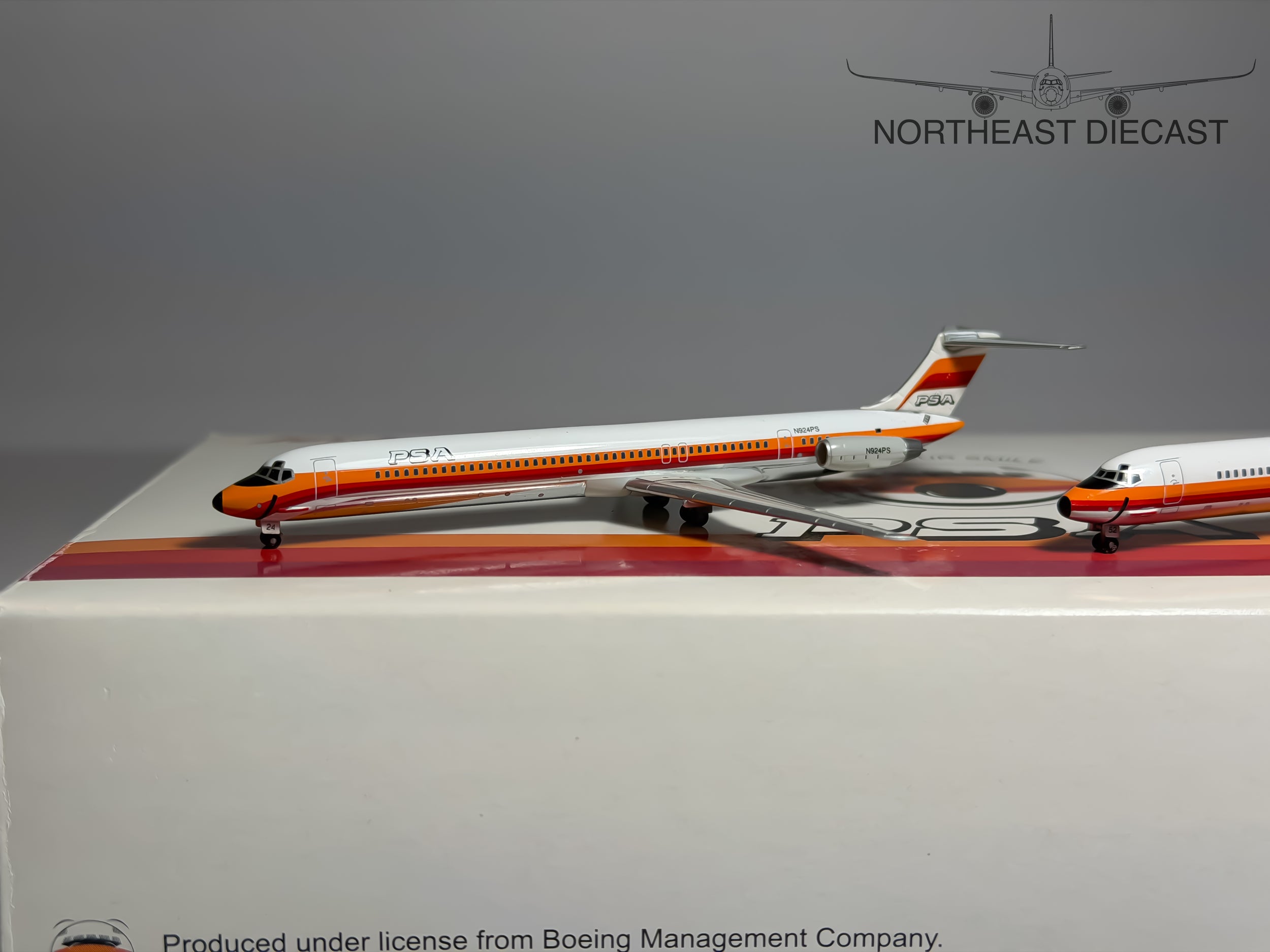 PSA McDonnell Douglas MD-81 1:400 Jet-X N924PS & N952PS (JX013)