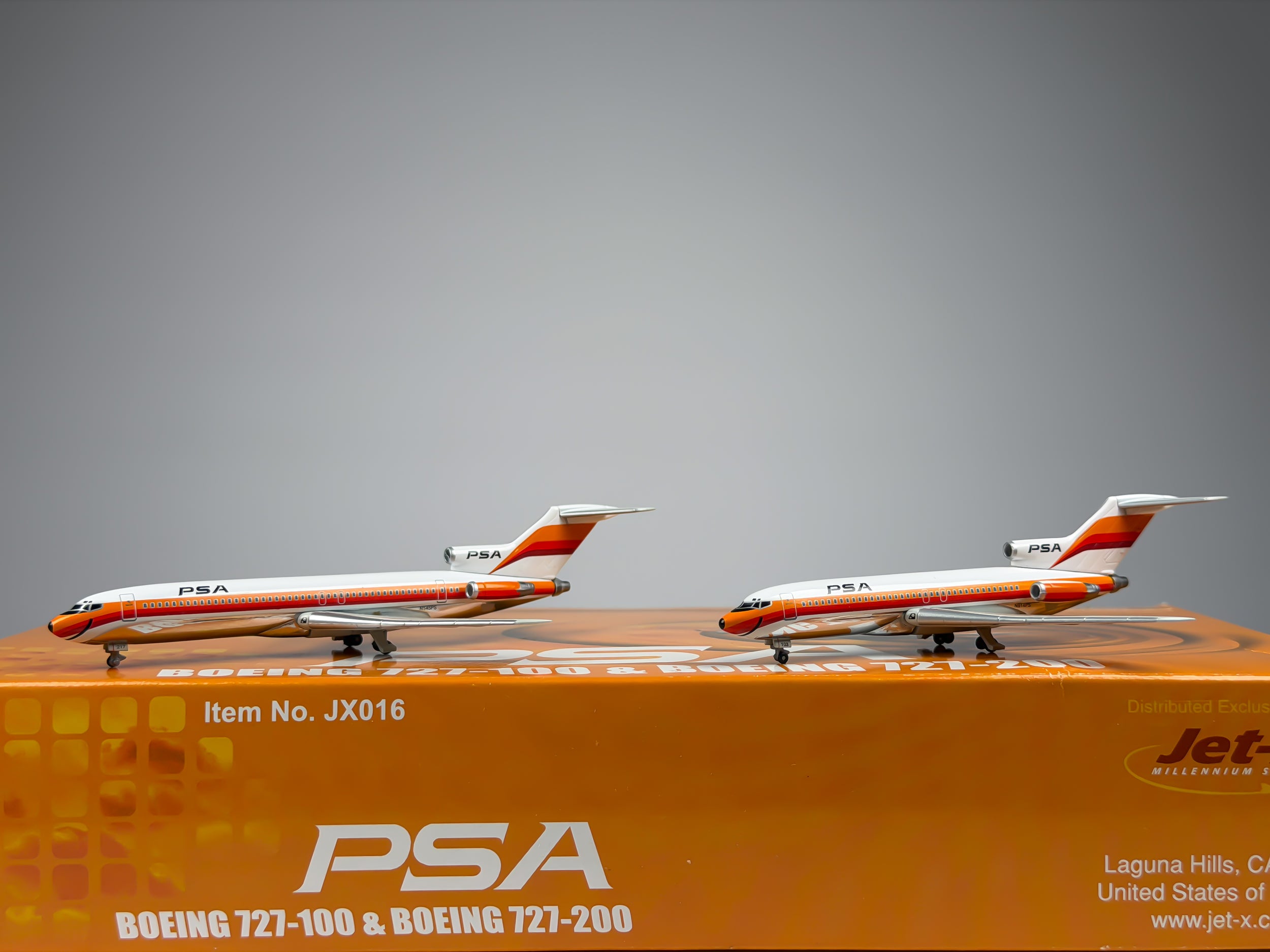 Pacific Southwest Airlines (PSA) Boeing 727-100 + 727-200 1:400 Jet-X N914PS + N545PS (JX016)