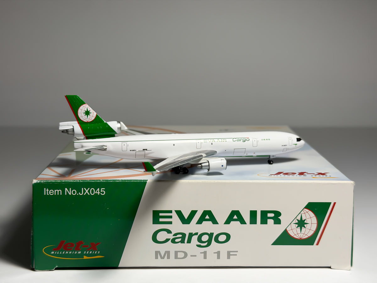 Eva Air Cargo McDonnell Douglas MD-11F 1:400 Jet-X N105EV (JX045)