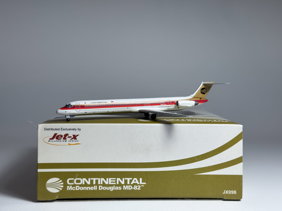 Continental Airlines McDonnell Douglas MD-82 1:400 Jet-X N807NY (JX098)