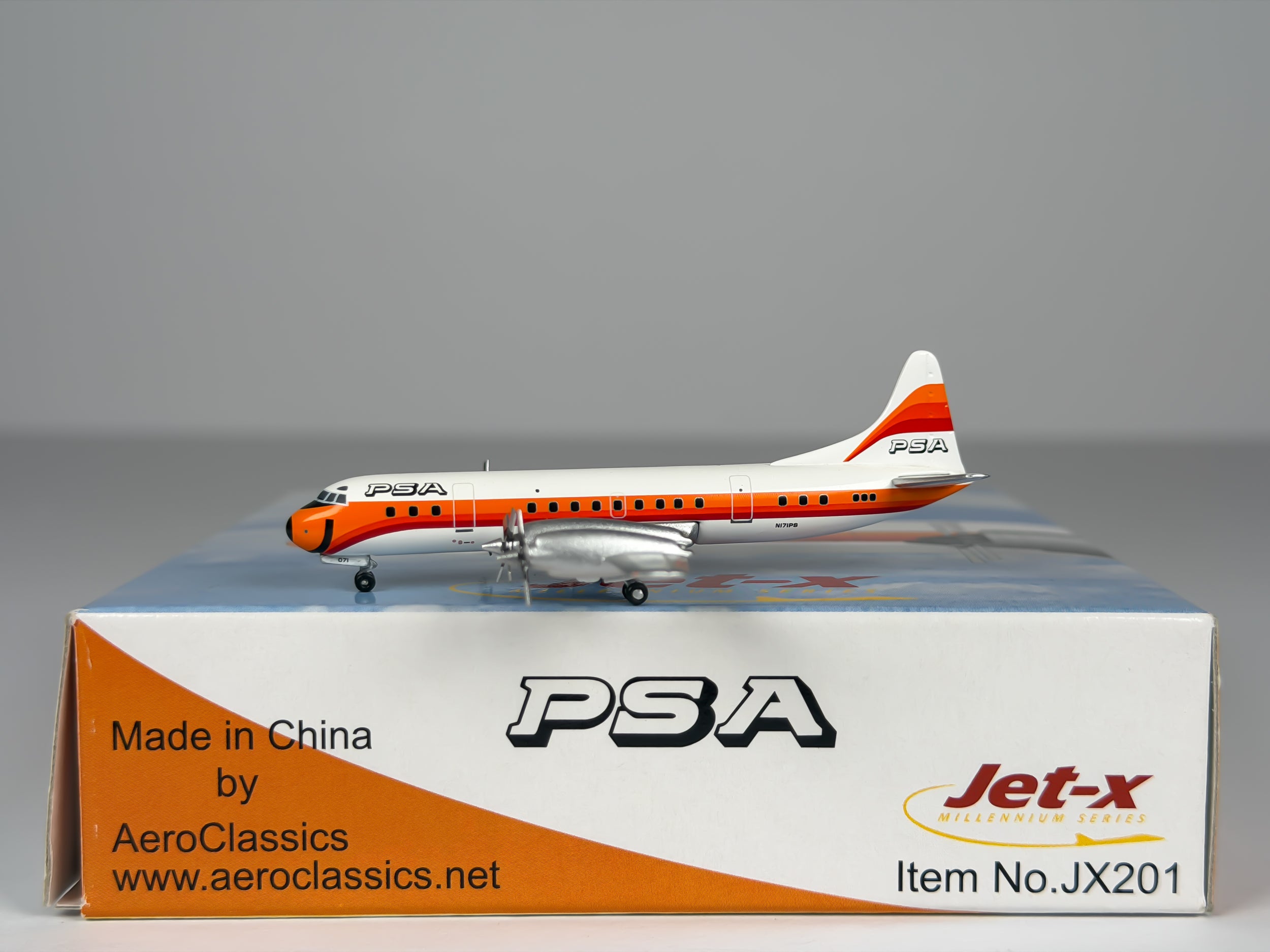 Pacific Southwest Airlines (PSA) Lockheed L-188 Electra 1:400 Jet-X N171PS (JX201)