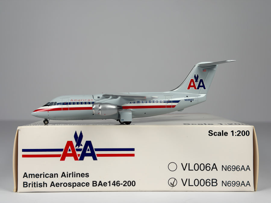 American Airlines BAe 146 (Avro RJ85) 1:200 JC Wings N699AA (JXLVL006B)