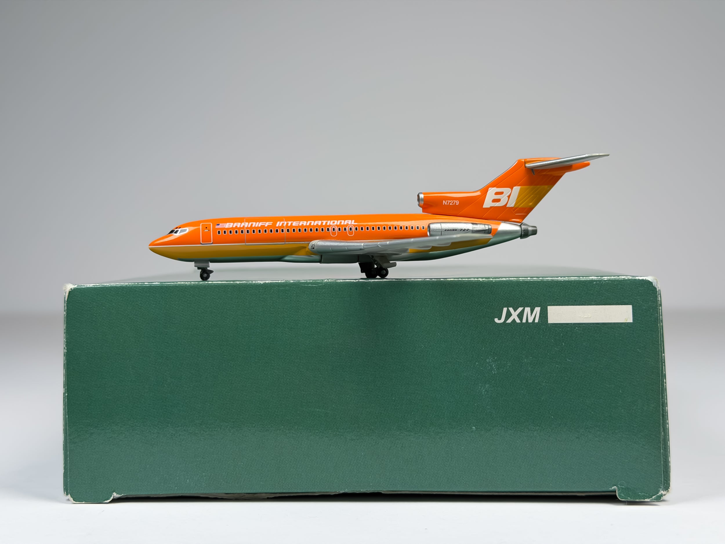 Braniff International Boeing 727-100 1:400 Jet-X N7279 (JXM106)