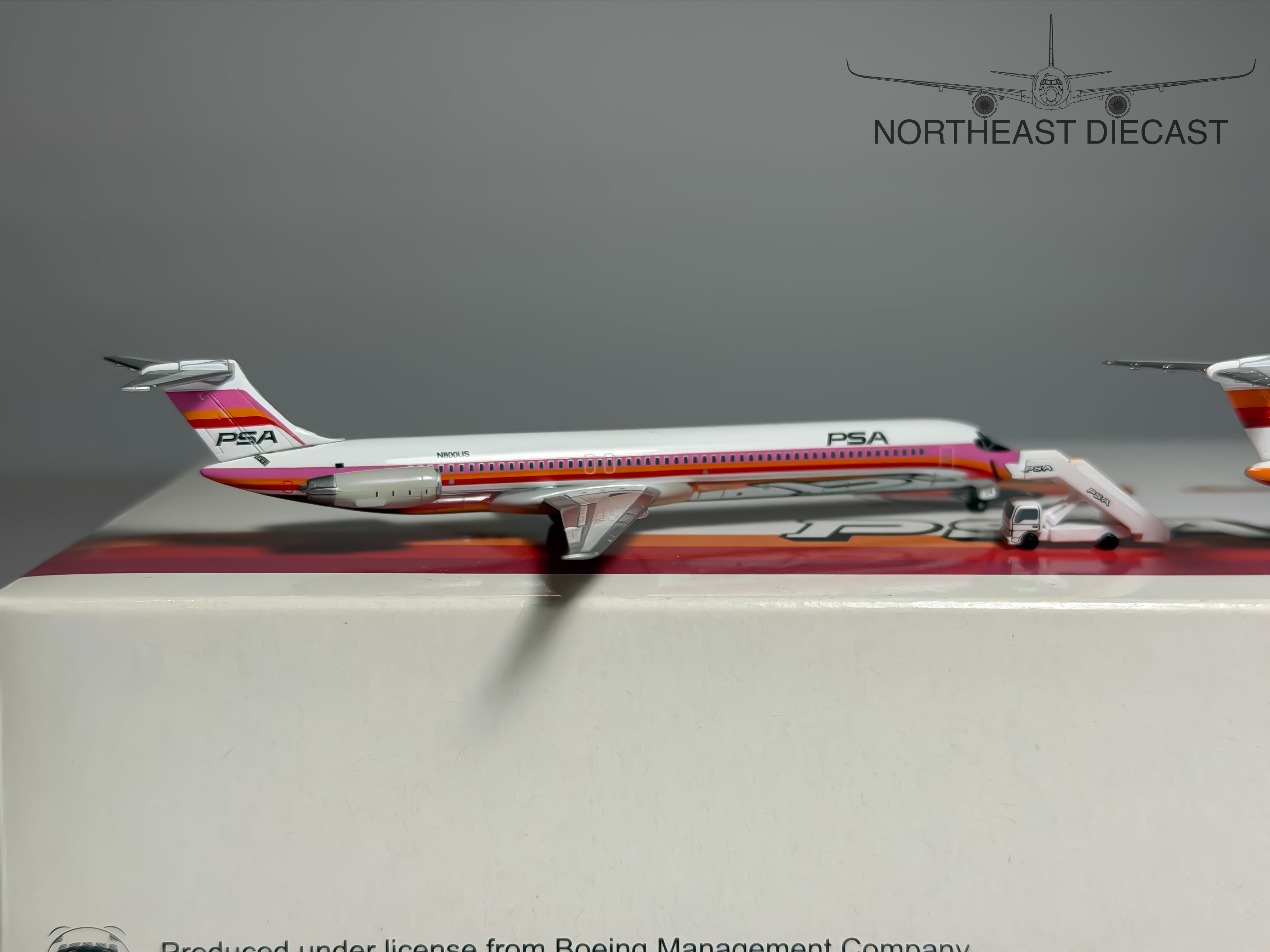PSA & USAir McDonnell Douglas MD-81 1:400 Jet-X N800US & N800US (JXM111)