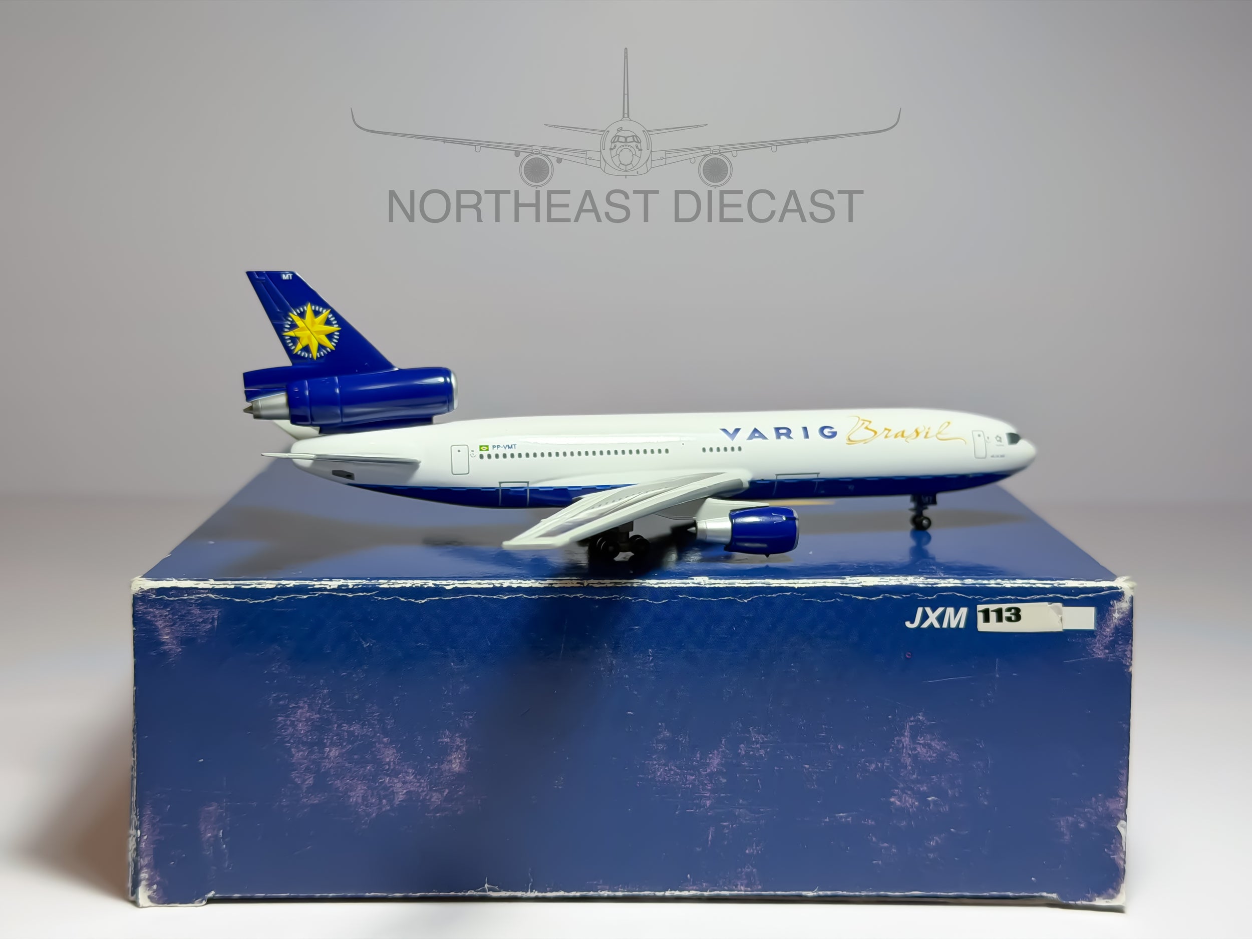 VARIG McDonnell Douglas DC-10-30F 1:400 Jet-X PP-VMT (JXM113)