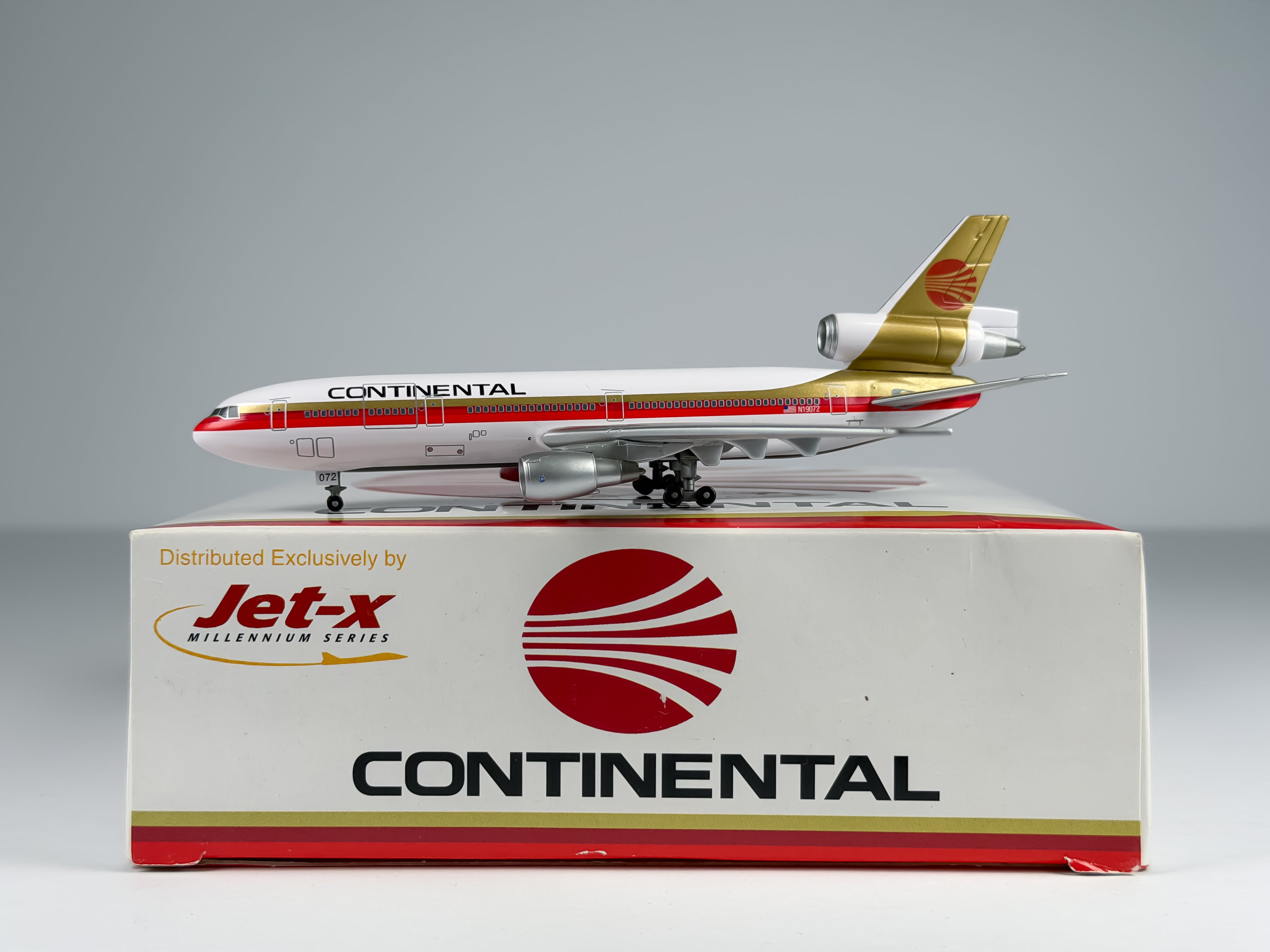 Continental Airlines McDonnell Douglas DC-10-30 1:400 Jet-X N19072 (JXM121)