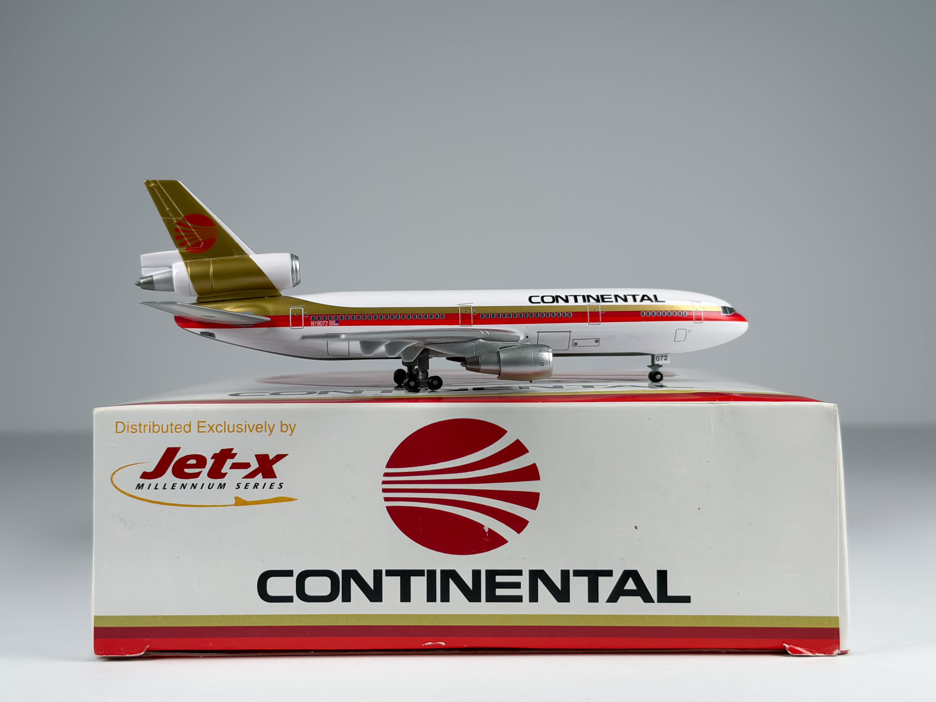 Continental Airlines McDonnell Douglas DC-10-30 1:400 Jet-X N19072 (JXM121)