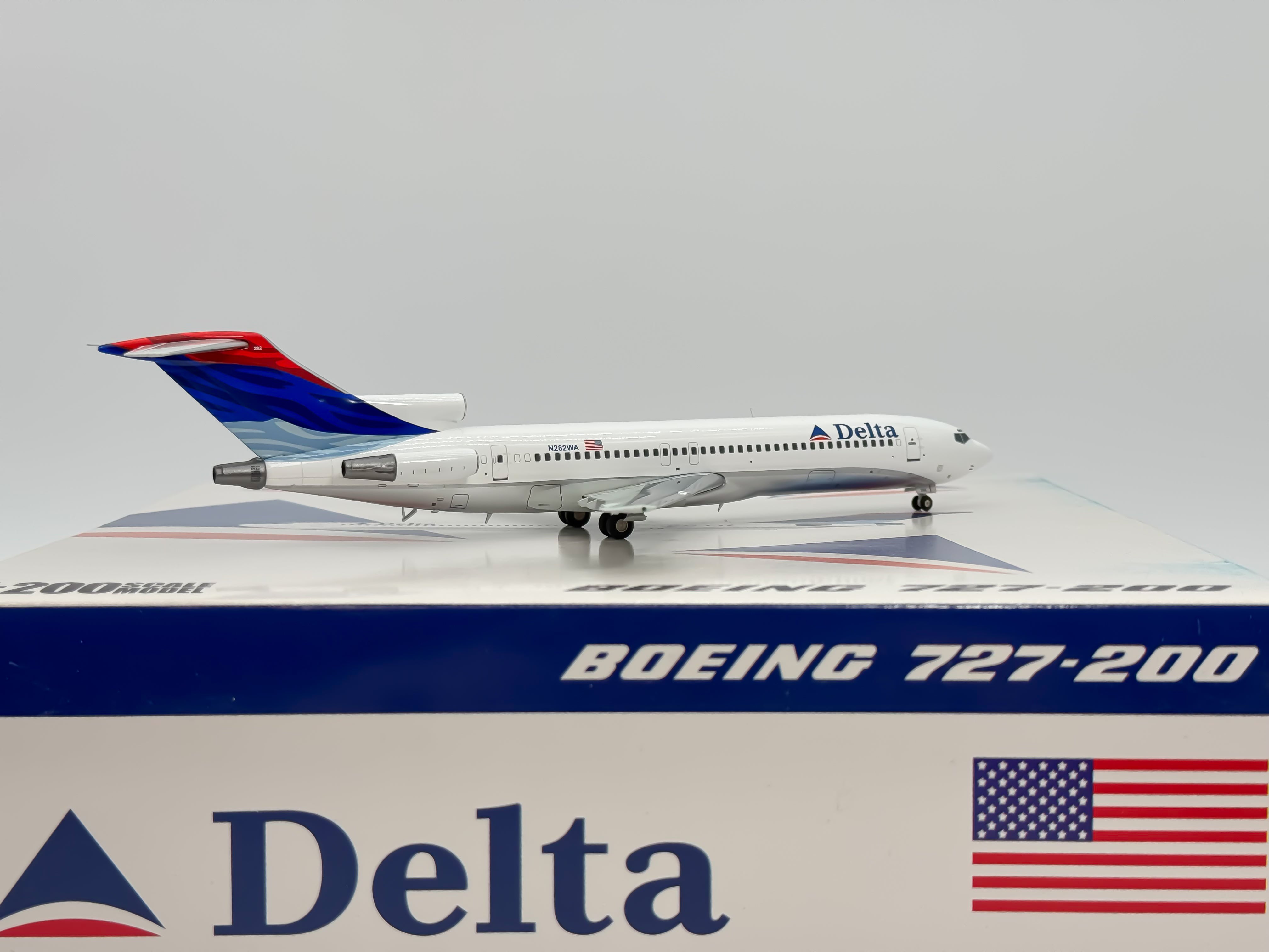 Delta Air Lines Boeing 727-200 1:200 Jet-X N282WA (JXVL010)