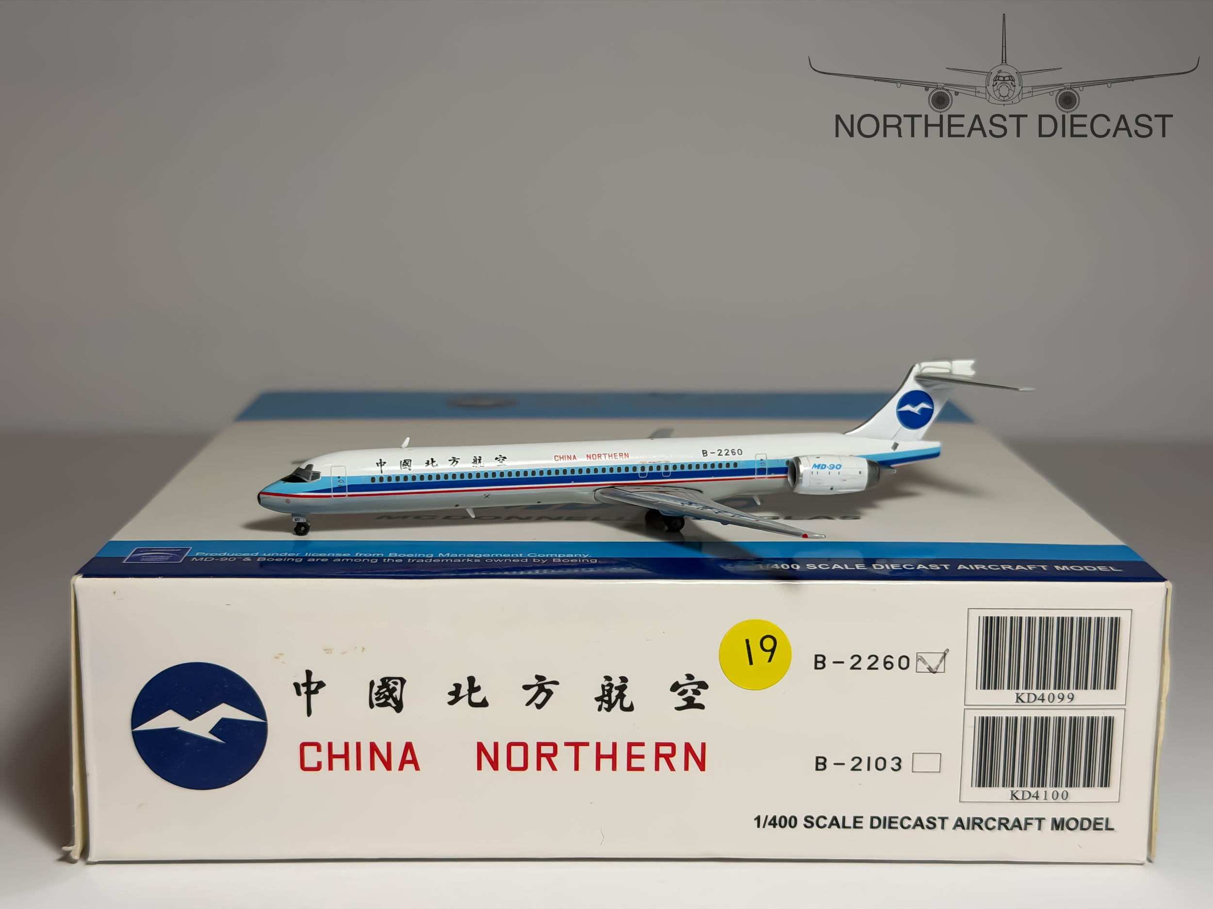 China Northern Airlines McDonnell Douglas MD-90 1:400 JC Wings B-2260 (KD4099)