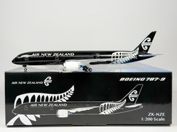 Air New Zealand Boeing 787-9 1:200 SQ Wings ZK-NZE (L2182)