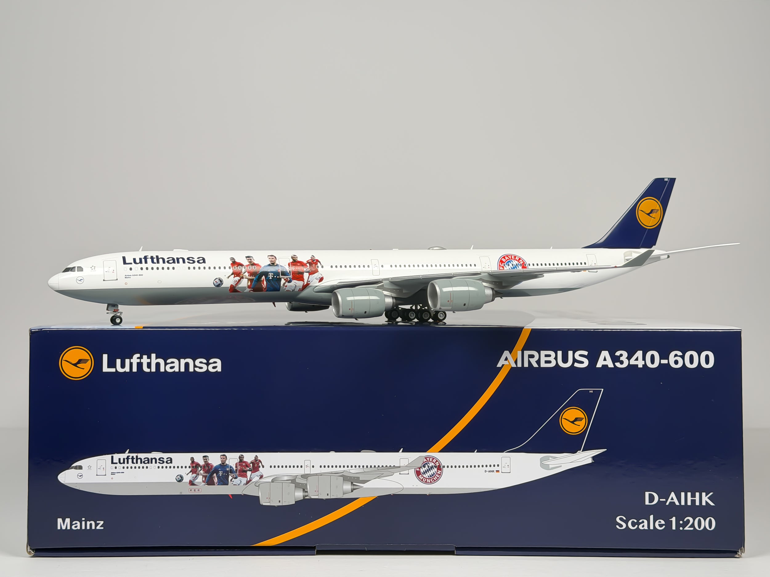 Lufthansa Airbus A340-600 1:200 SQ Wings D-AIHK (L2281)