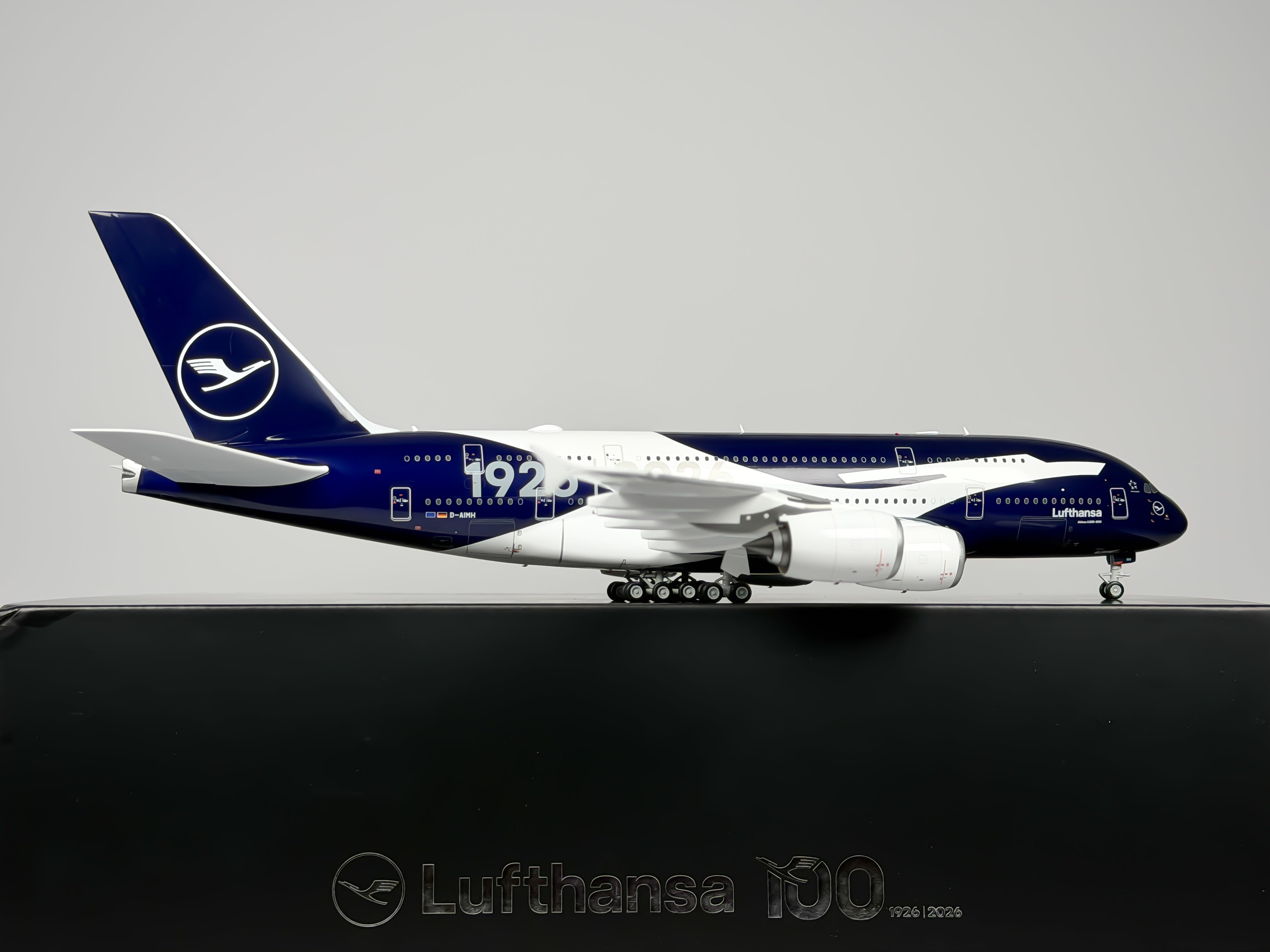 Lufthansa Airbus A380-800 1:200 SQ Wings D-AIMH (L2350)