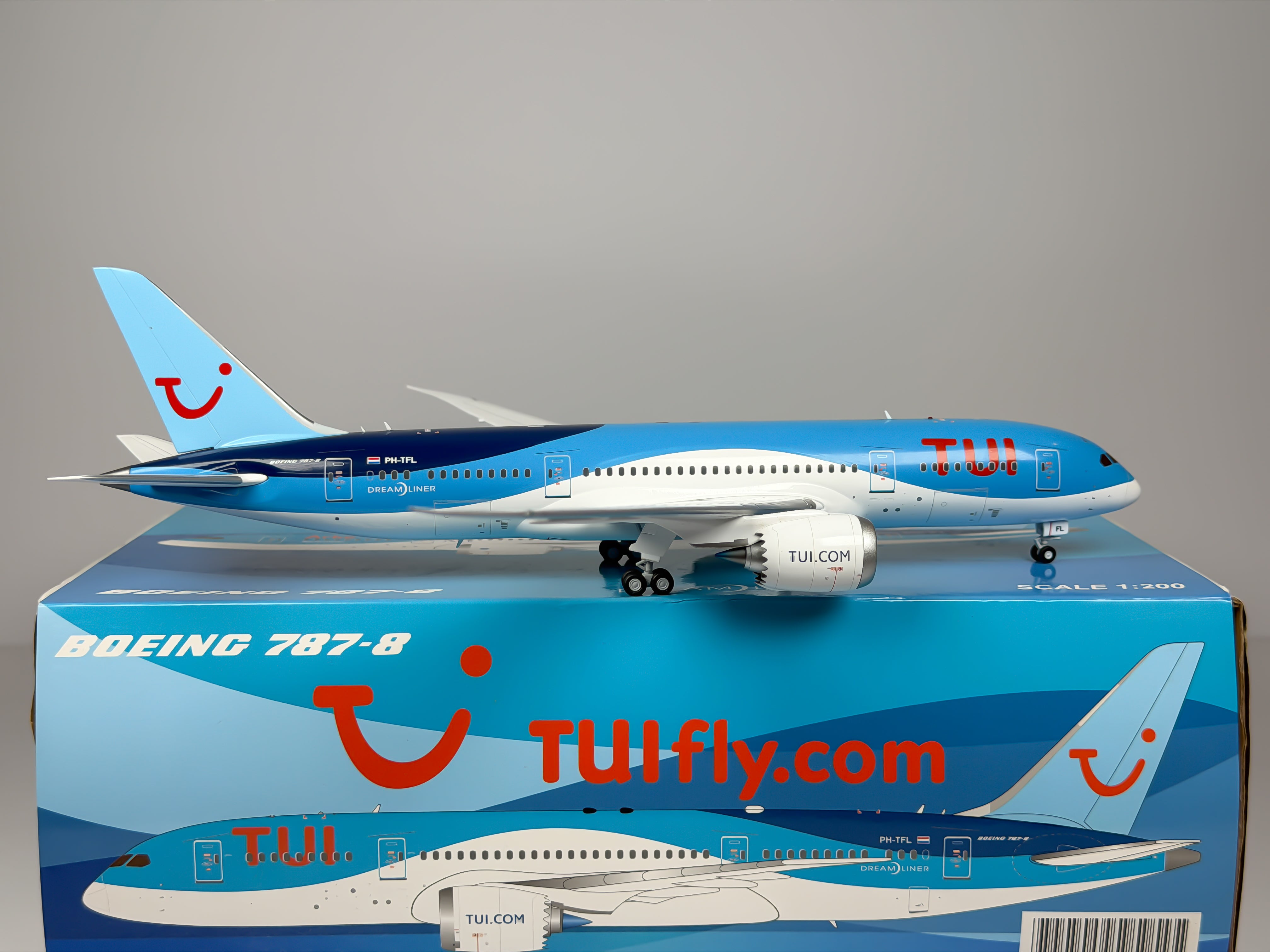 TUIfly Boeing 787-8 1:200 JC Wings PH-TFL (LH2004)