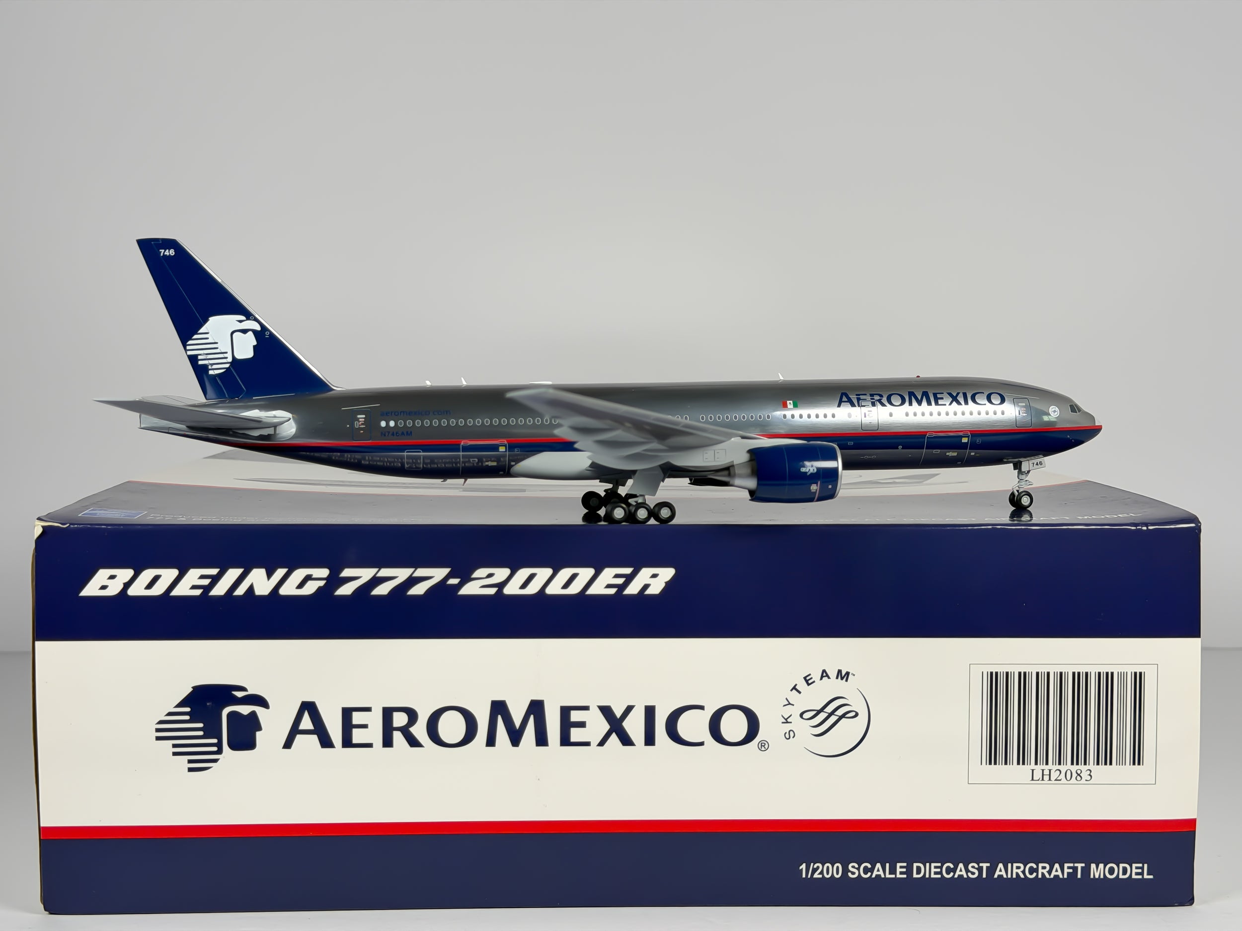 Aeromexico Boeing 777-200ER 1:200 JC Wings N746AM (LH2083)