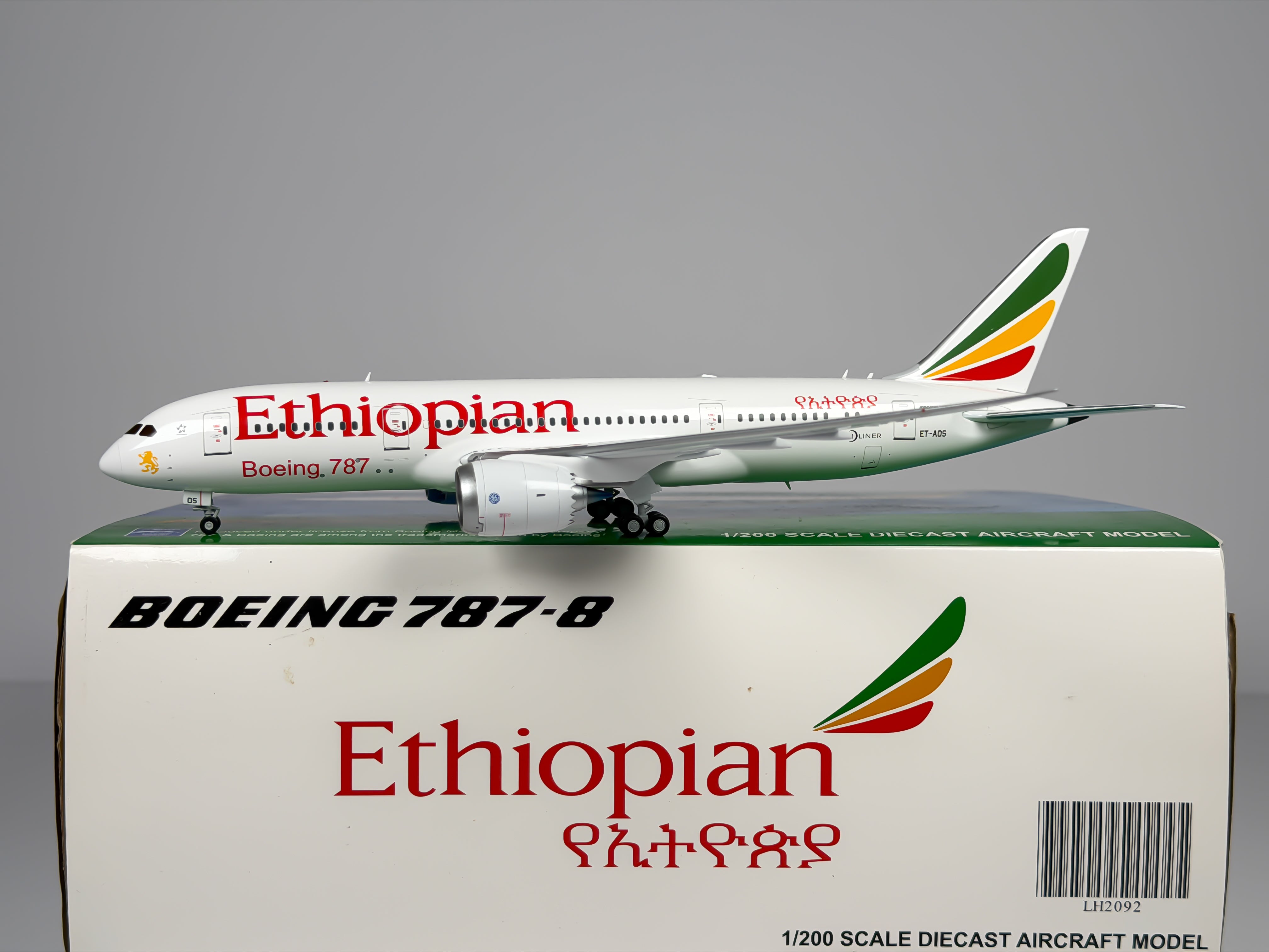 Ethiopian Airlines Boeing 787-8 1:200 JC Wings ET-AOS (LH2092)