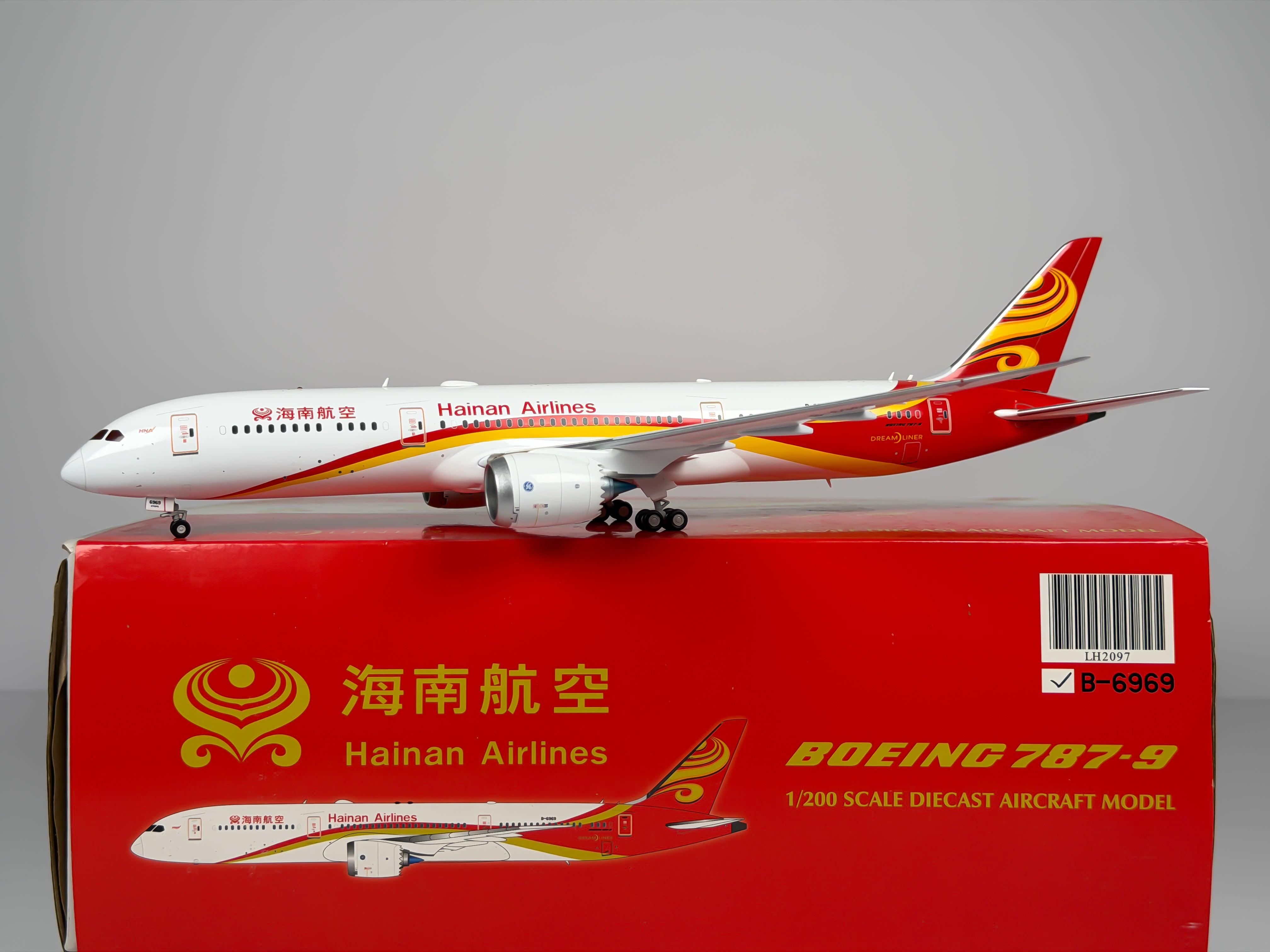 Hainan Airlines Boeing 787-9 1:200 JC Wings B-6969 (LH2097)