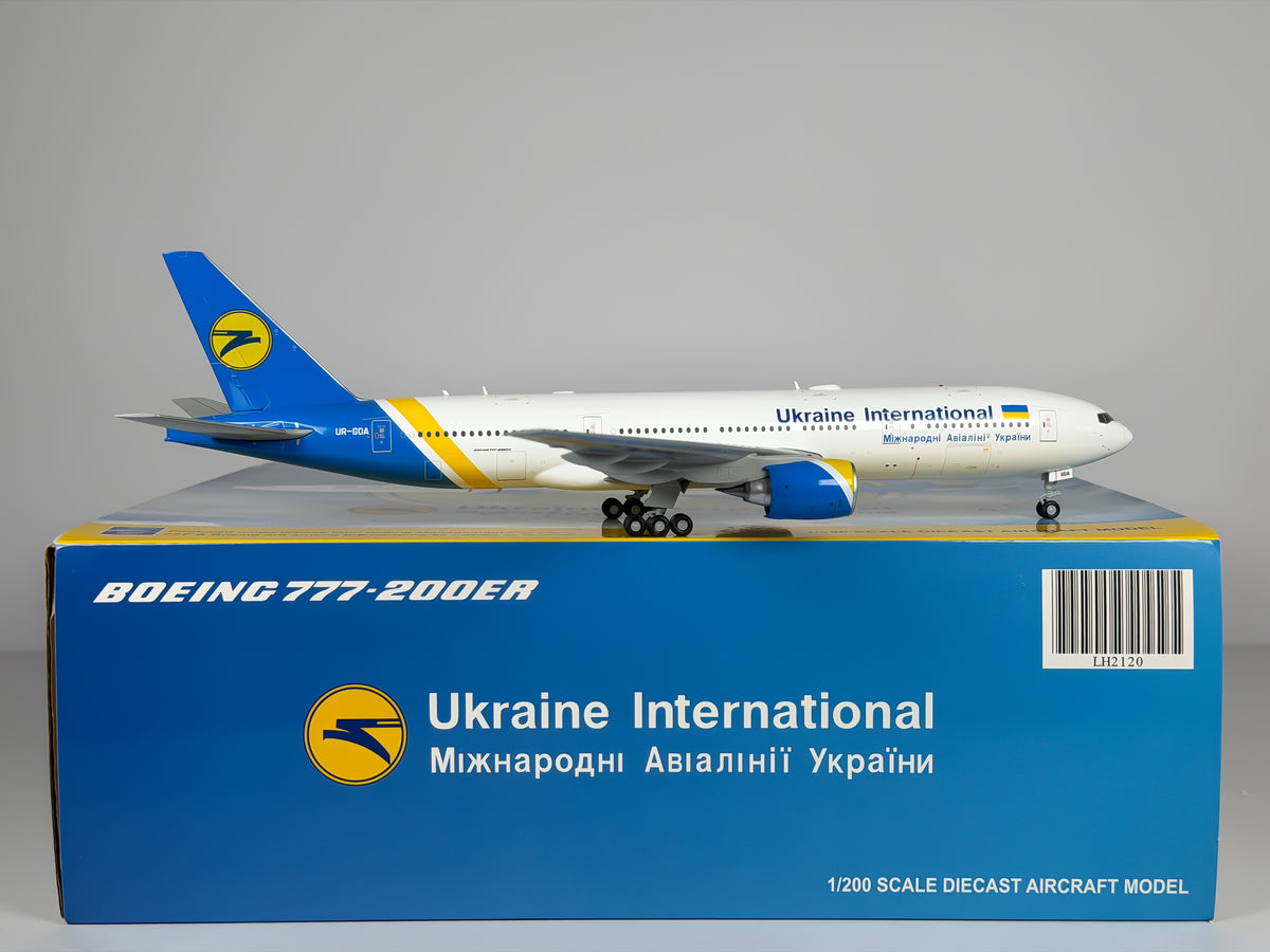 Ukraine International Airlines Boeing 777-200 1:200 JC Wings UR-GOA (LH2120)