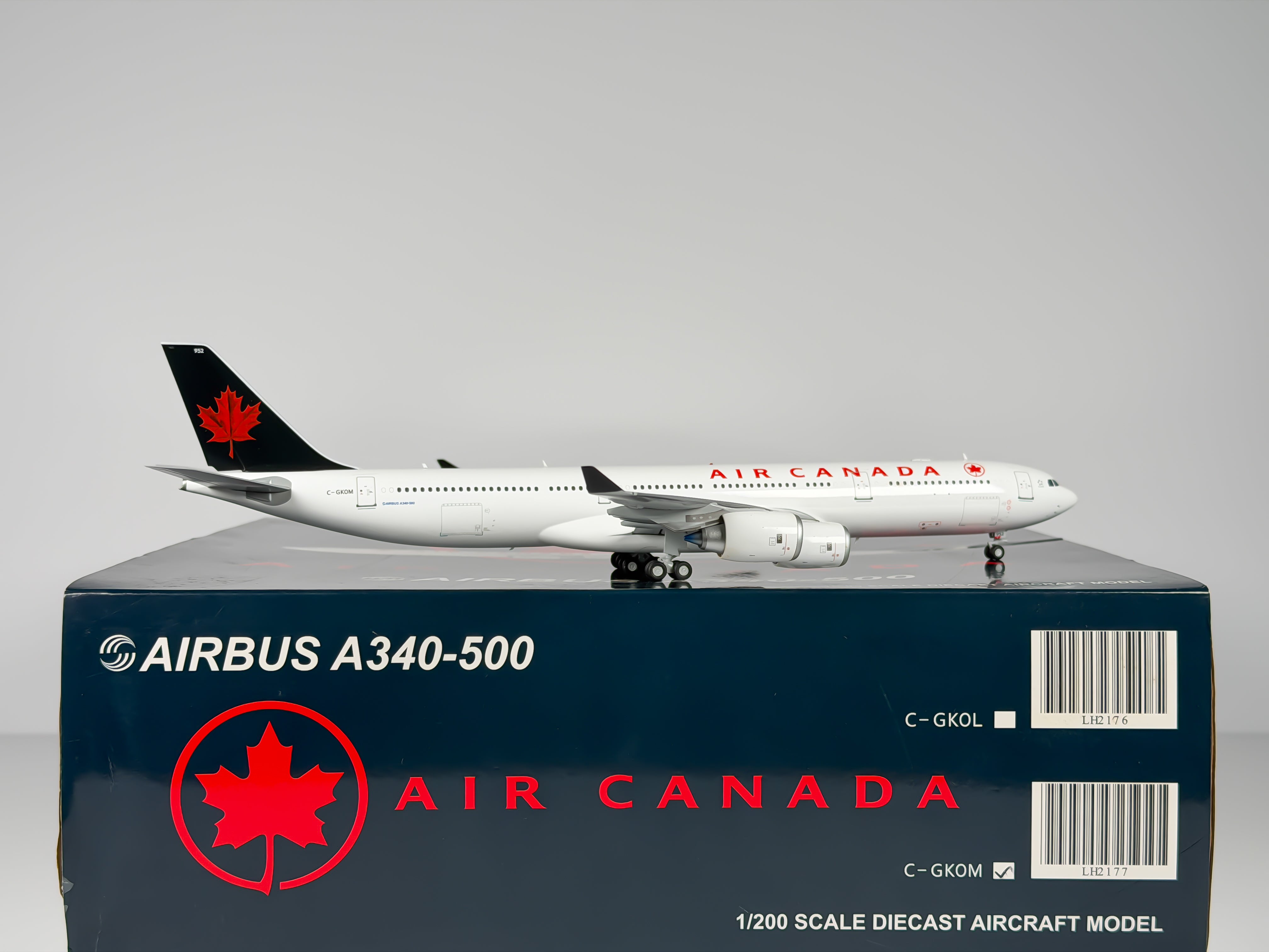 Air Canada Airbus A340-500 1:200 JC Wings C-GKOM (LH2177)