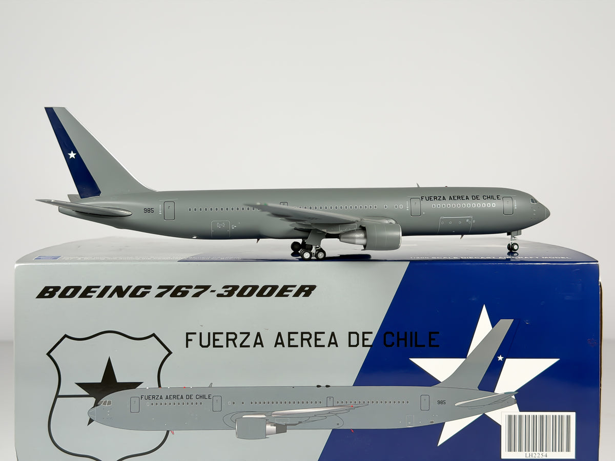 Chilean Air Force Boeing 767-300 1:200 JC Wings 985 (LH2254)
