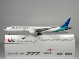 Garuda Indonesia Boeing 777-300ER 1:200 JC Wings PK-GIA (LH2286)