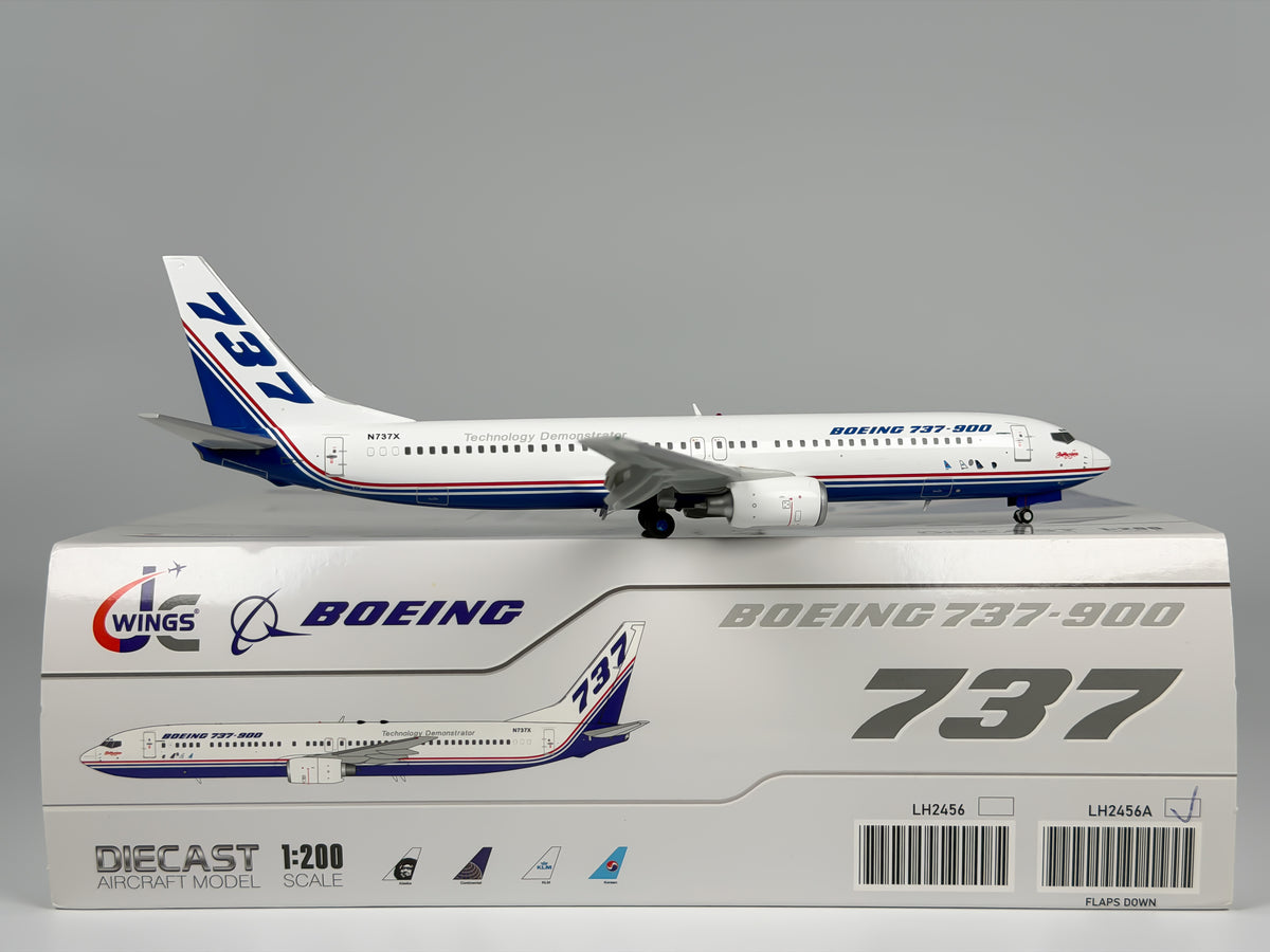 Boeing House Boeing 737-900 1:200 JC Wings N737X (LH2456A)