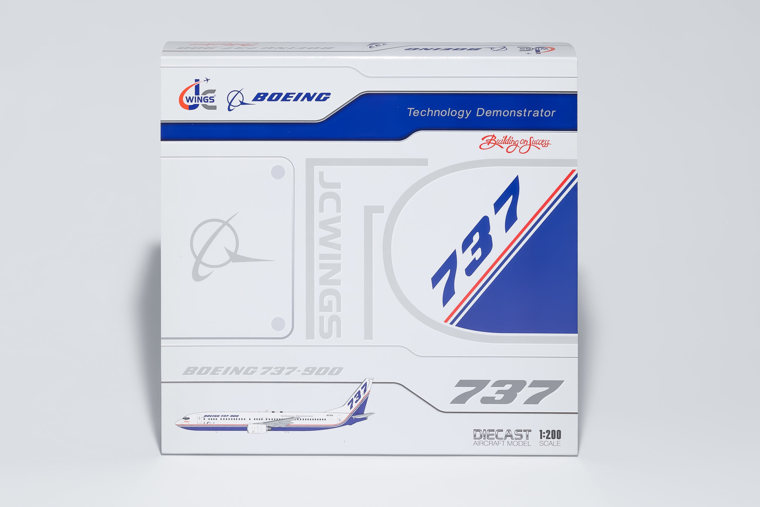 Boeing House Boeing 737-900 1:200 JC Wings N737X (LH2456)