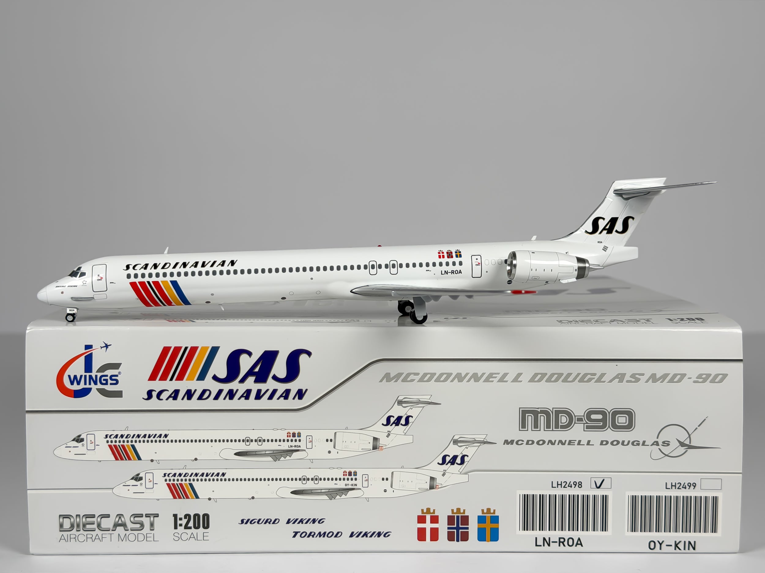 Scandinavian Airlines (SAS) McDonnell Douglas MD-90 1:200 JC Wings LN-ROA (LH2498)