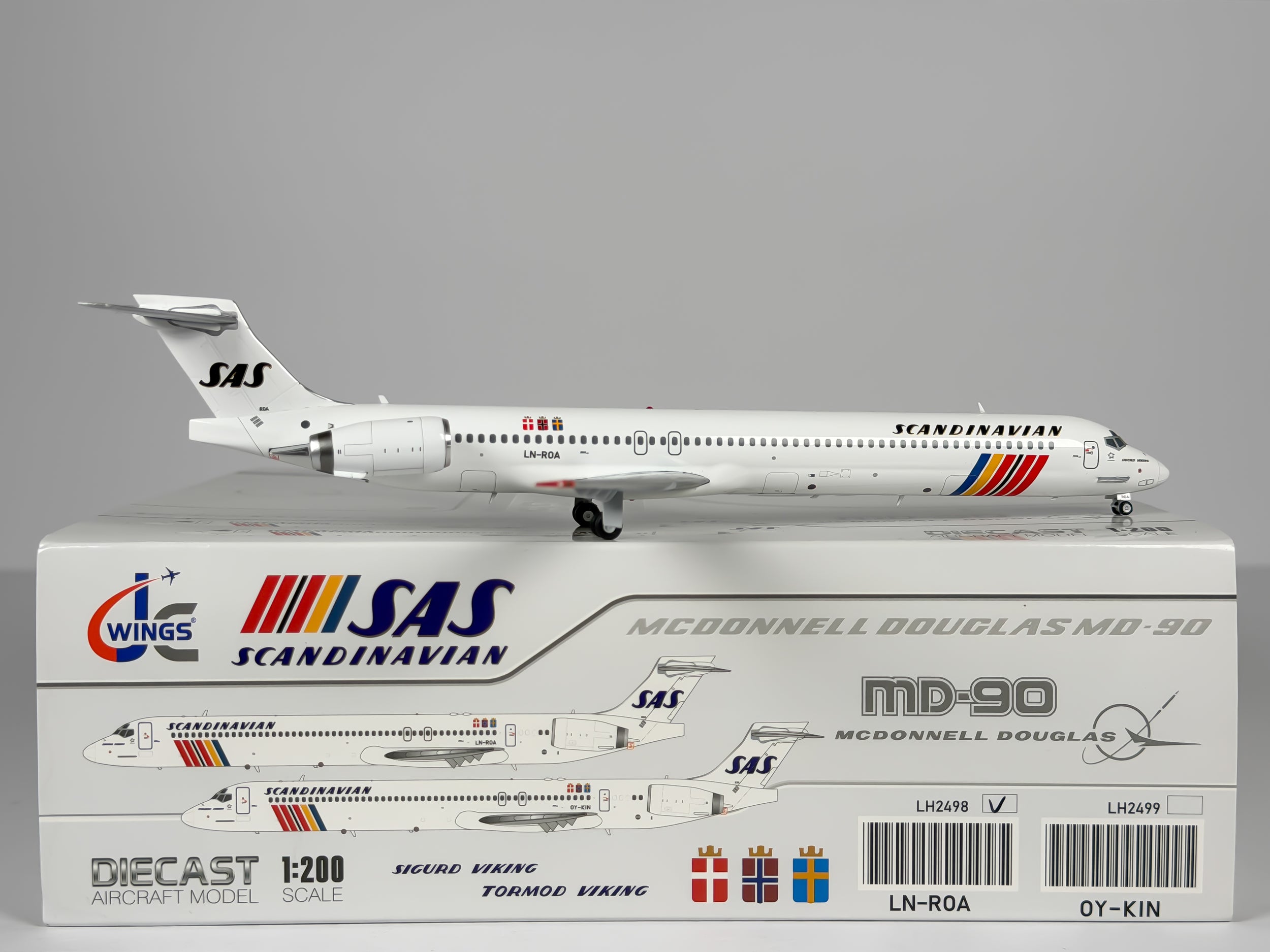 Scandinavian Airlines (SAS) McDonnell Douglas MD-90 1:200 JC Wings LN-ROA (LH2498)