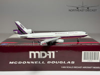 House Livery McDonnell Douglas MD-11 1:400 JC Wings N211MD (LH4076)