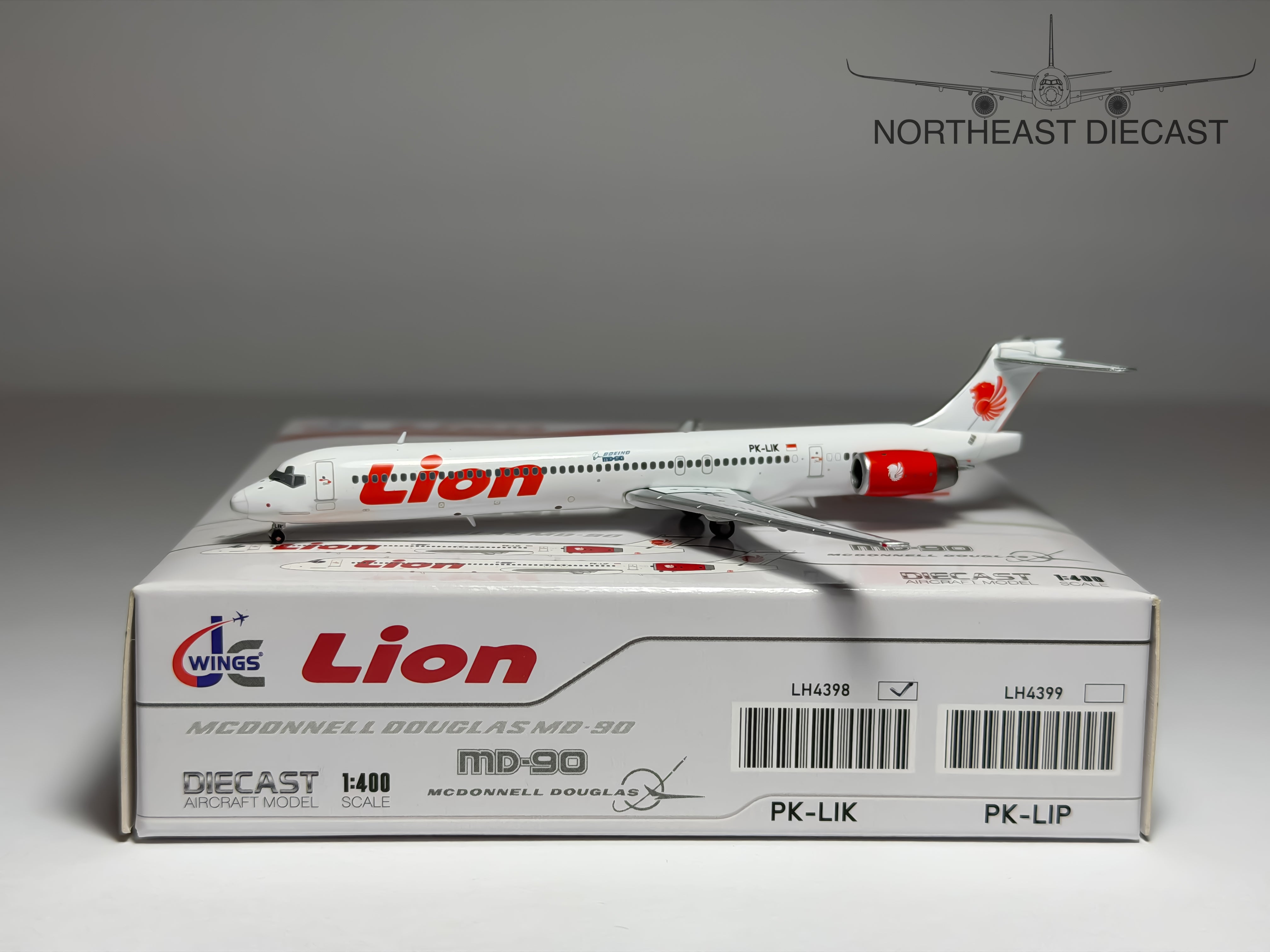 McDonnell Douglas MD-90 Diecast Aircraft Models · Northeast Diecast
