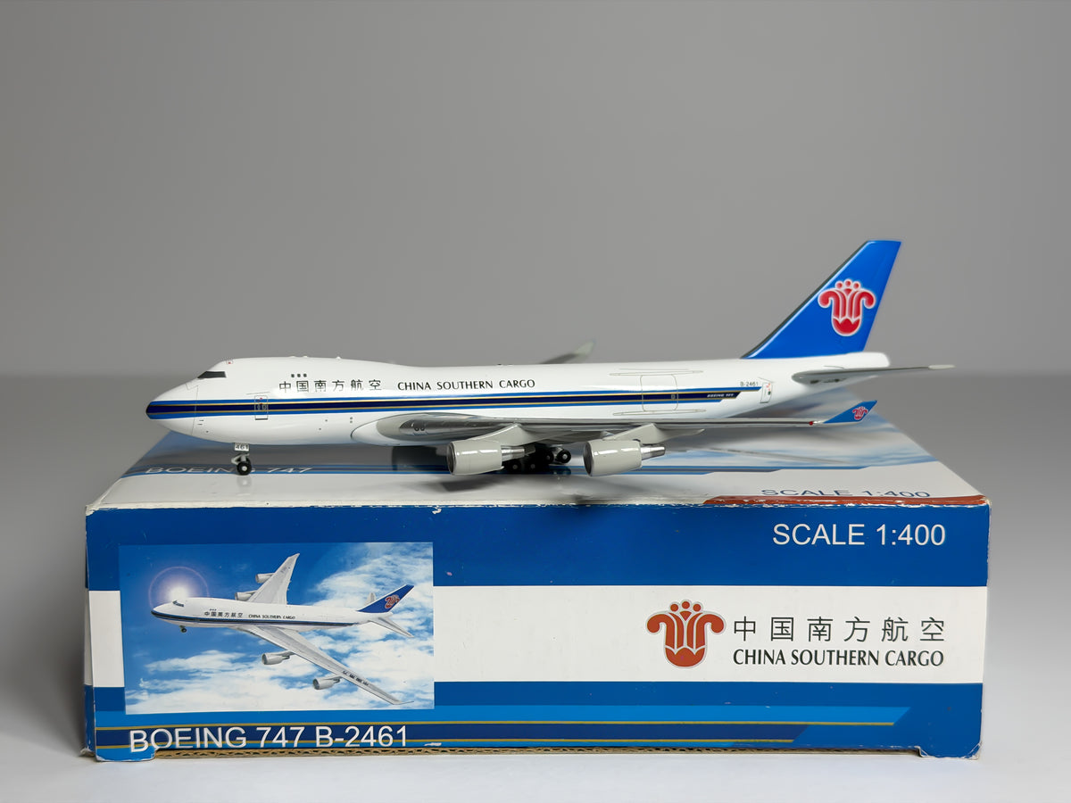 China Southern Cargo Boeing 747-400F 1:400 Magic Models B-2461 (MG400B2461)
