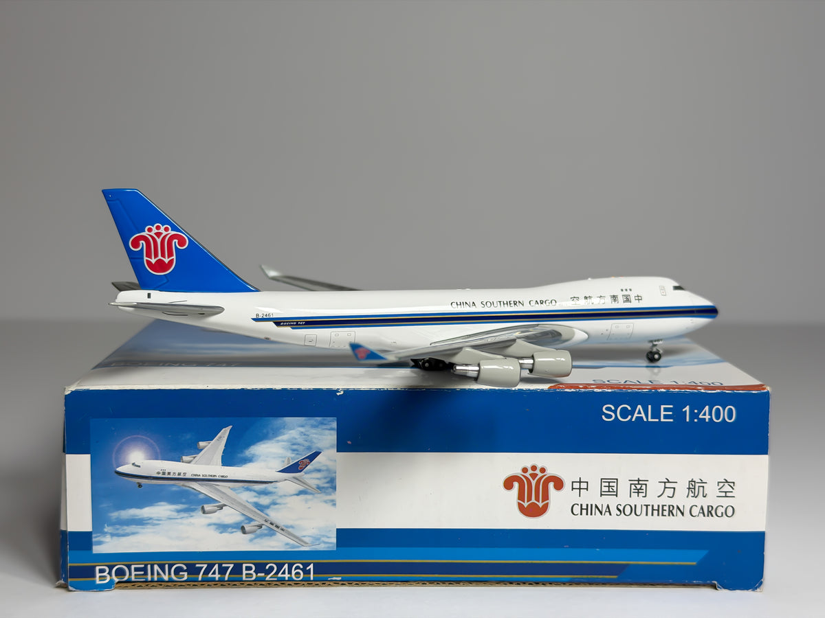 China Southern Cargo Boeing 747-400F 1:400 Magic Models B-2461 (MG400B2461)