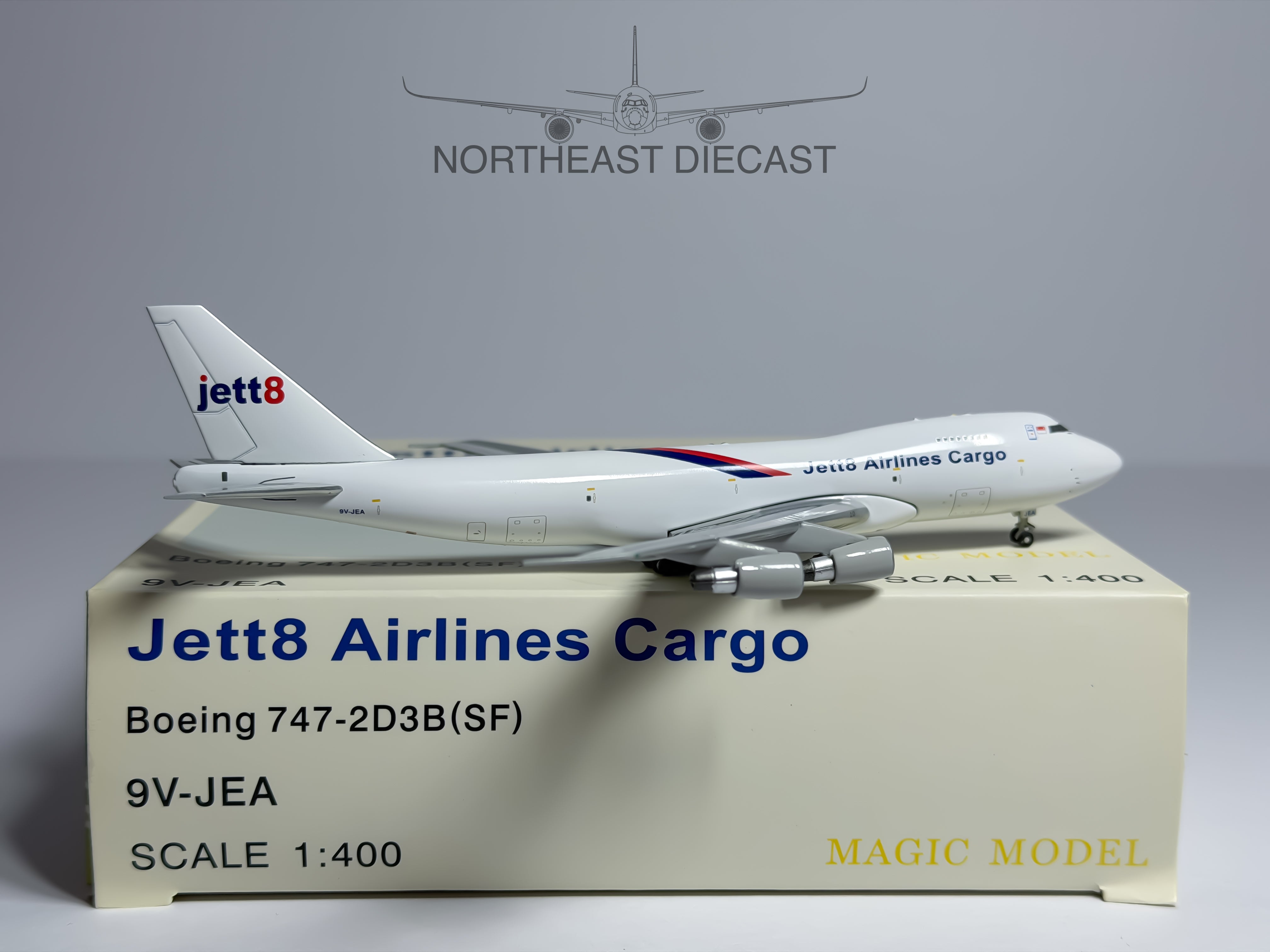 Jett8 Airlines Cargo Boeing 747-200F 1:400 Magic Models 9V-JEA (MG9VJEA)