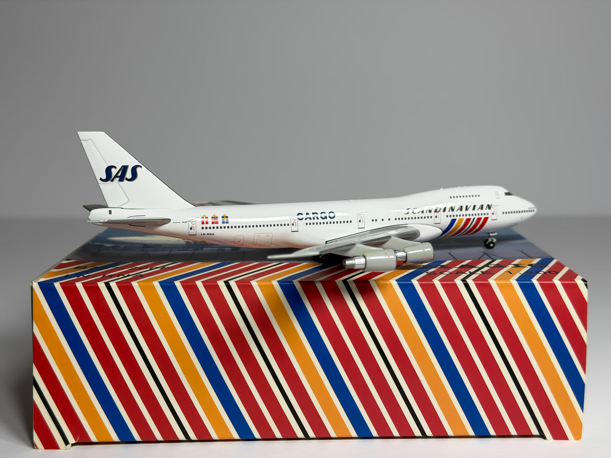 SAS Scandinavian Airlines Boeing 747-200F 1:400 Magic Models LN-RNA (MGLNRNA)