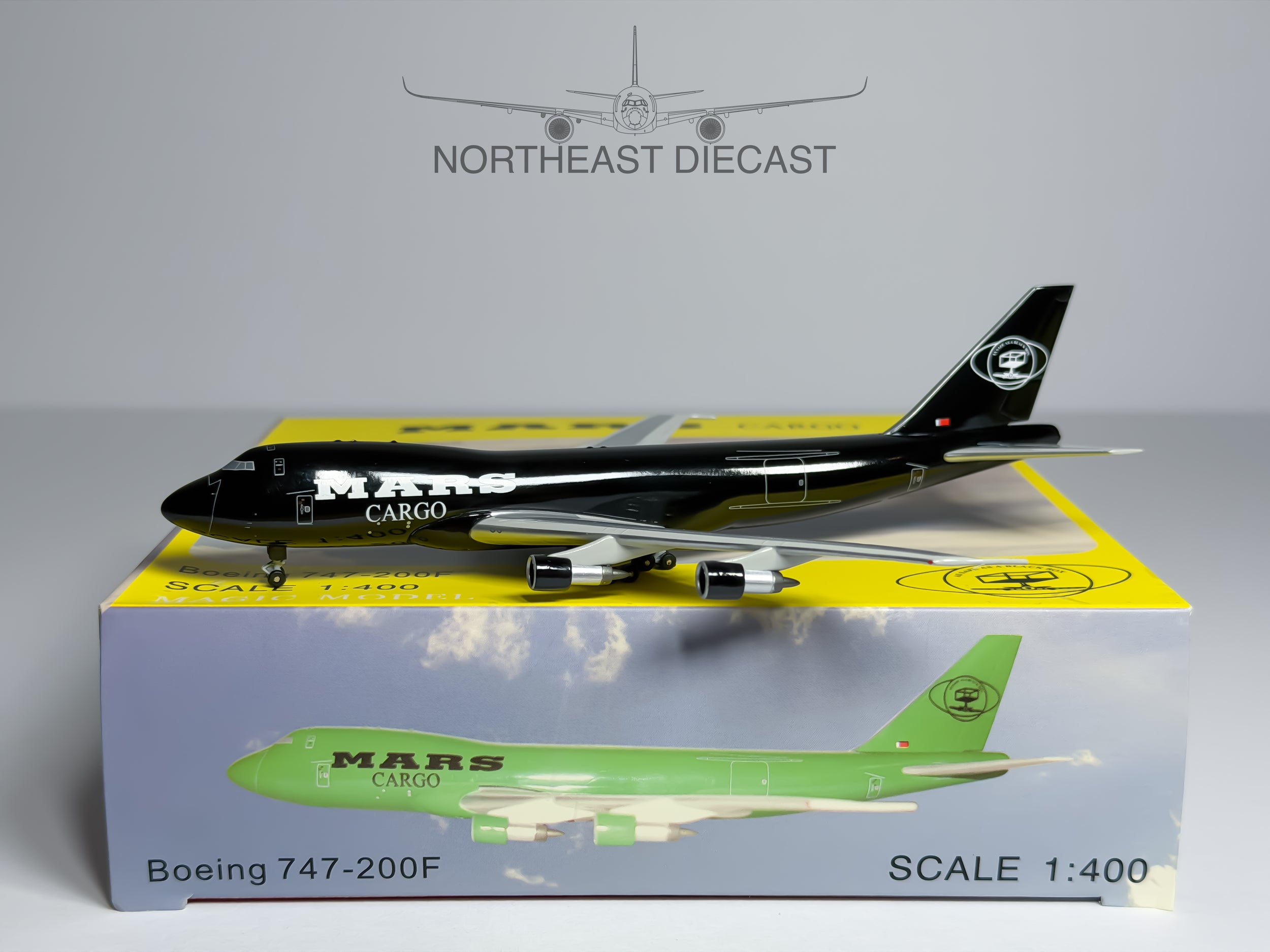 MARS Cargo Boeing 747-200F 1:400 Magic Models Fantasy (MGMARS747BLACK)